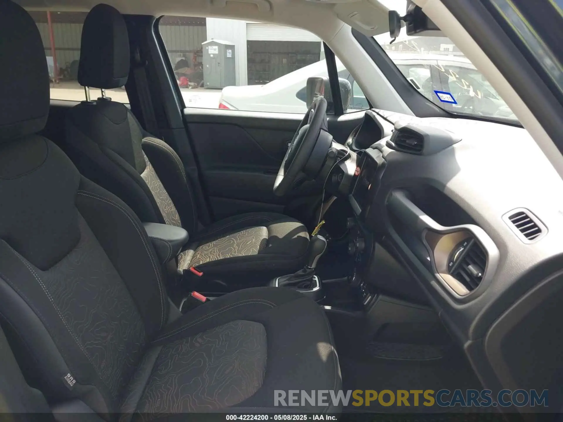 5 Photograph of a damaged car ZACNJDB10PPP70488 JEEP RENEGADE 2023