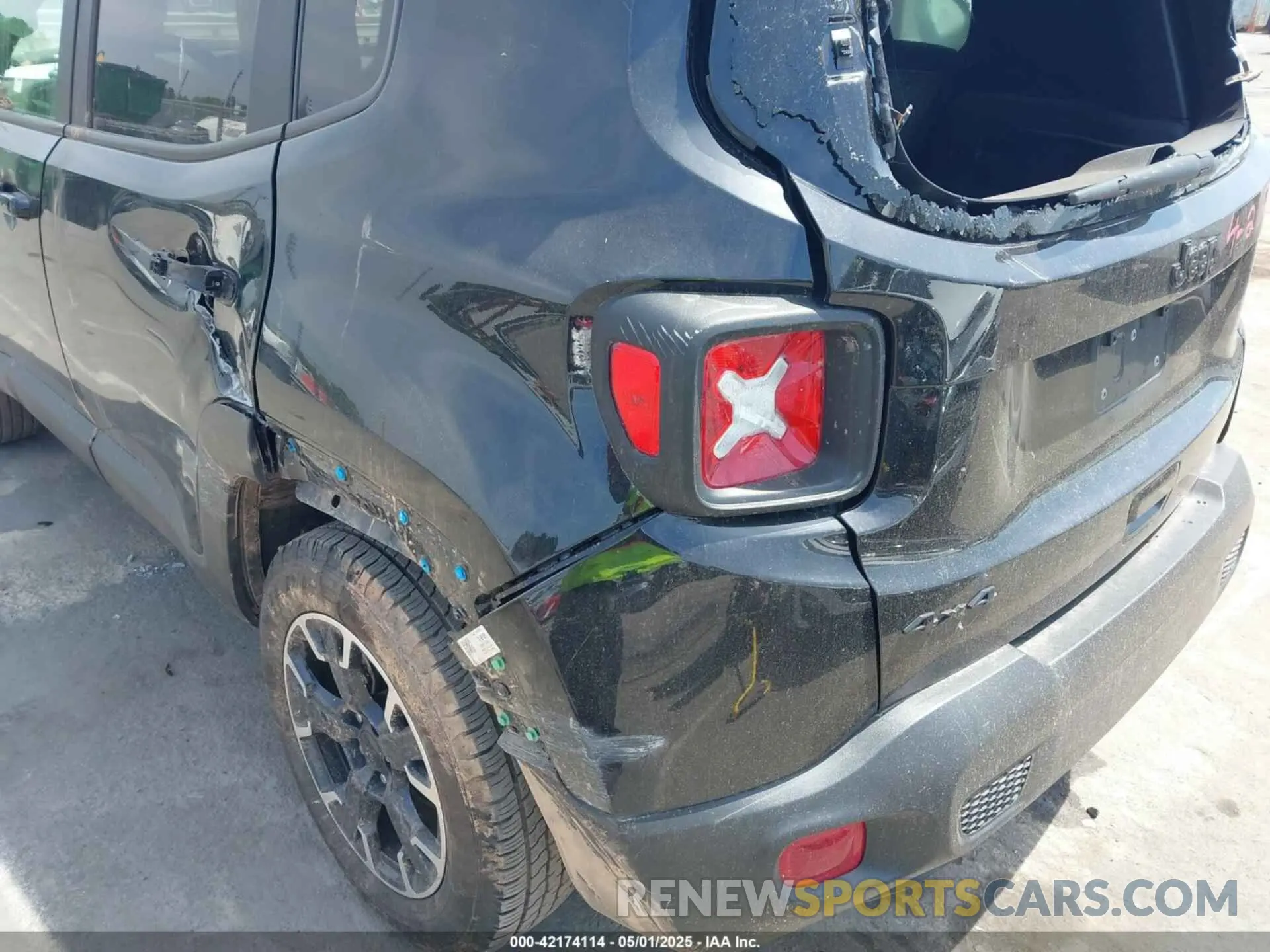 20 Фотография поврежденного автомобиля ZACNJDB10PPP71320 JEEP RENEGADE 2023