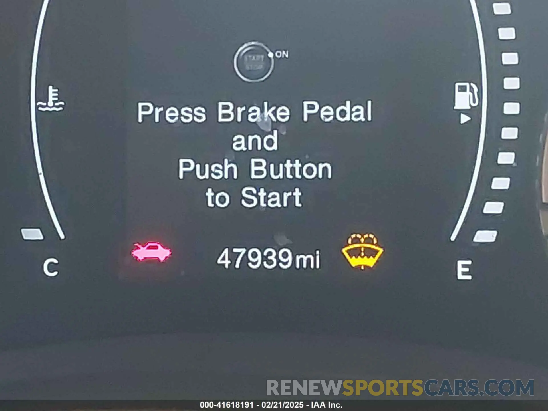 15 Photograph of a damaged car ZACNJDB11PPP16097 JEEP RENEGADE 2023
