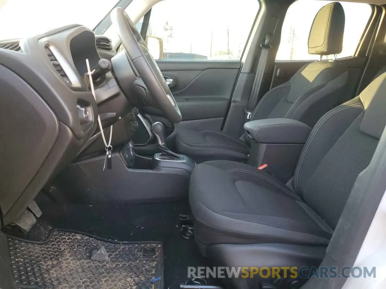 7 Photograph of a damaged car ZACNJDB11PPP23194 JEEP RENEGADE 2023