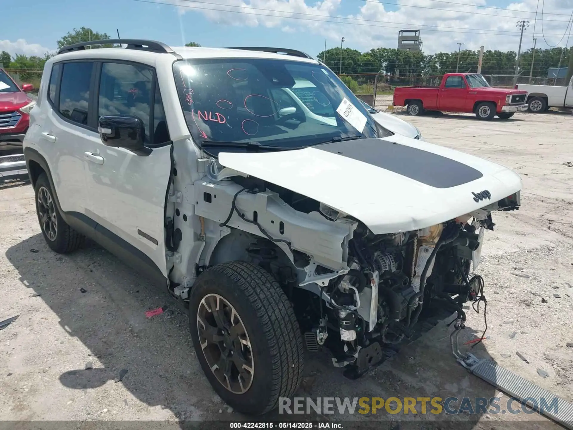 6 Фотография поврежденного автомобиля ZACNJDB12PPP39095 JEEP RENEGADE 2023
