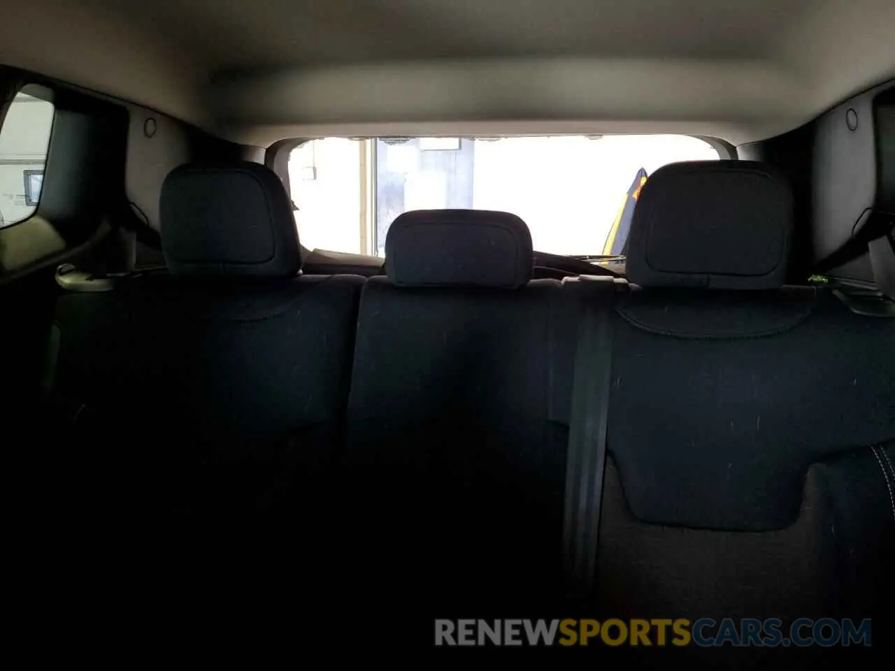 10 Photograph of a damaged car ZACNJDB12PPP41283 JEEP RENEGADE 2023