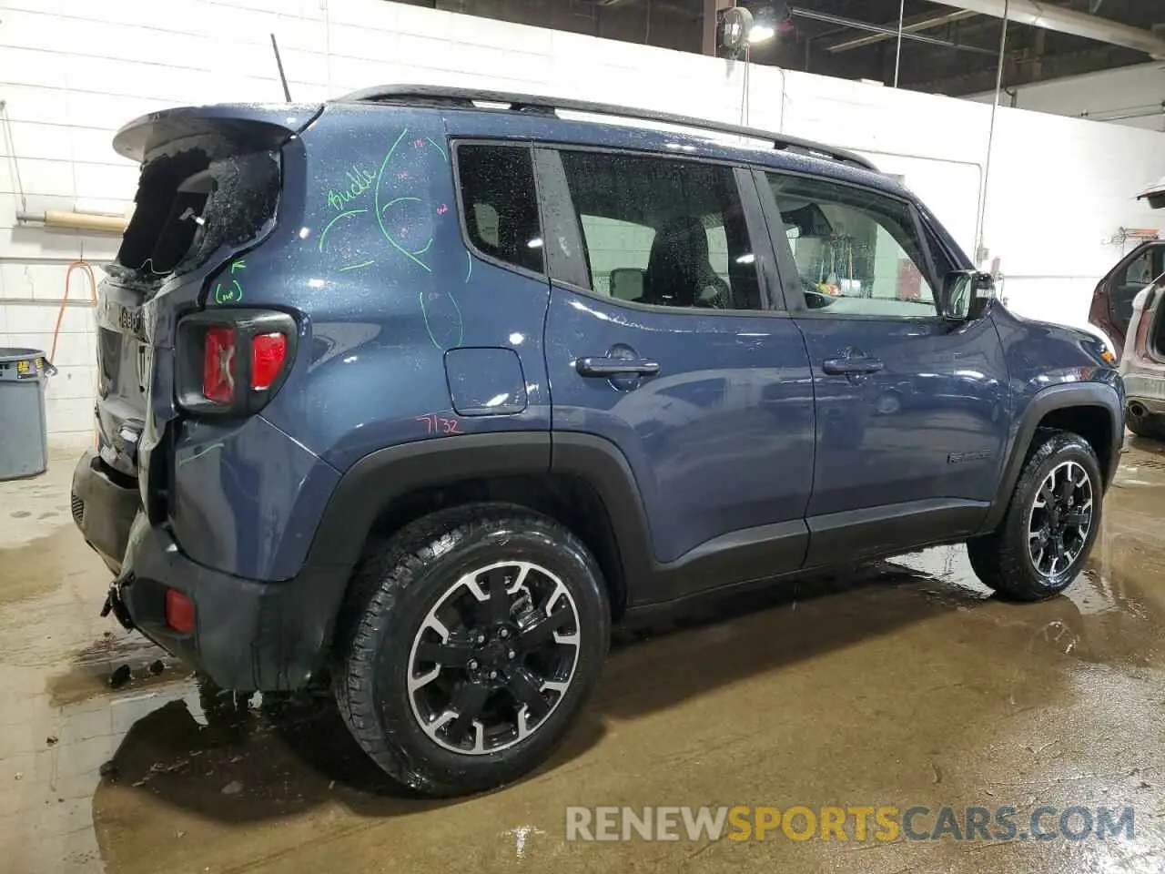 3 Photograph of a damaged car ZACNJDB12PPP41283 JEEP RENEGADE 2023