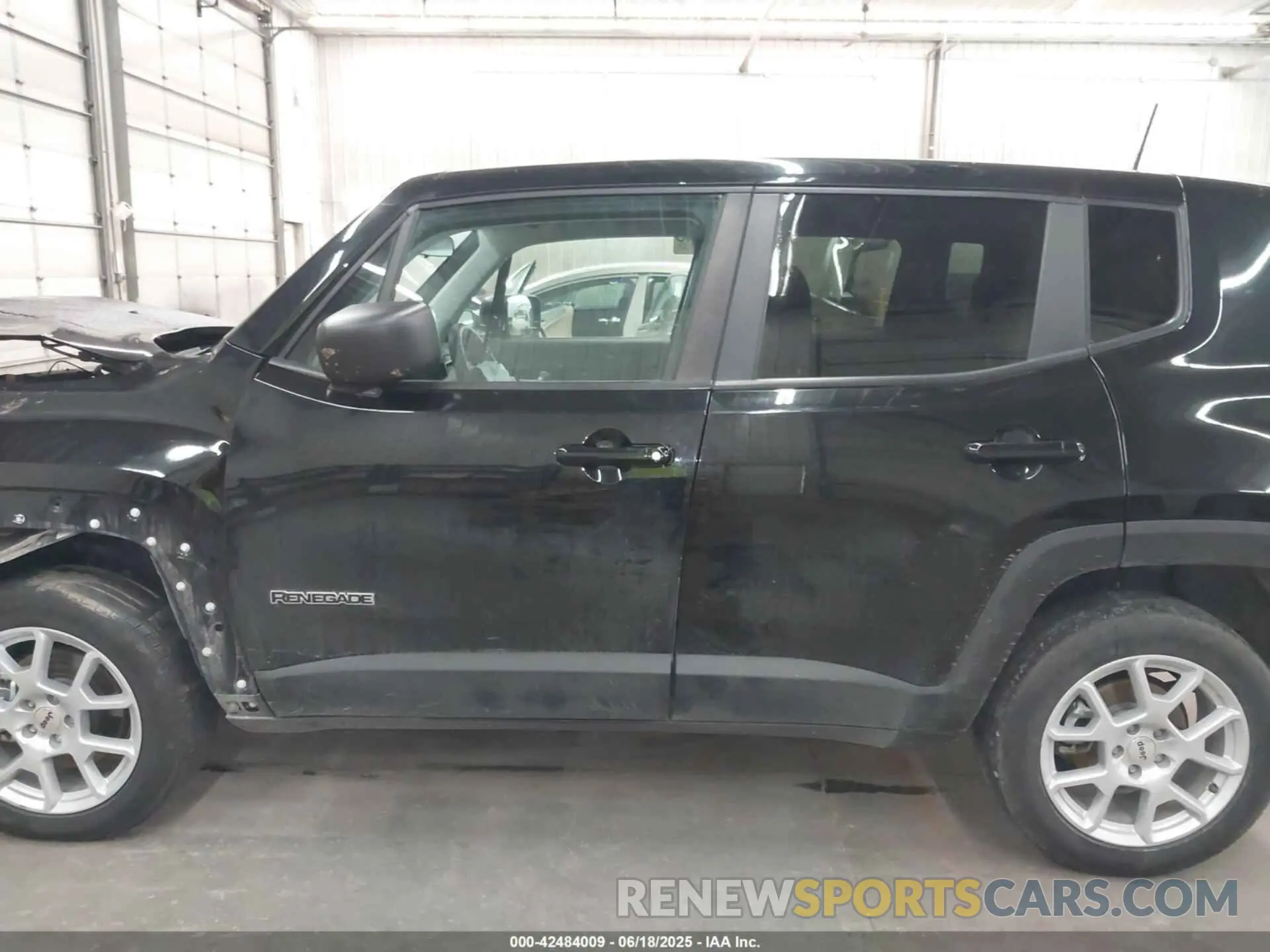 14 Фотография поврежденного автомобиля ZACNJDB15PPP43948 JEEP RENEGADE 2023