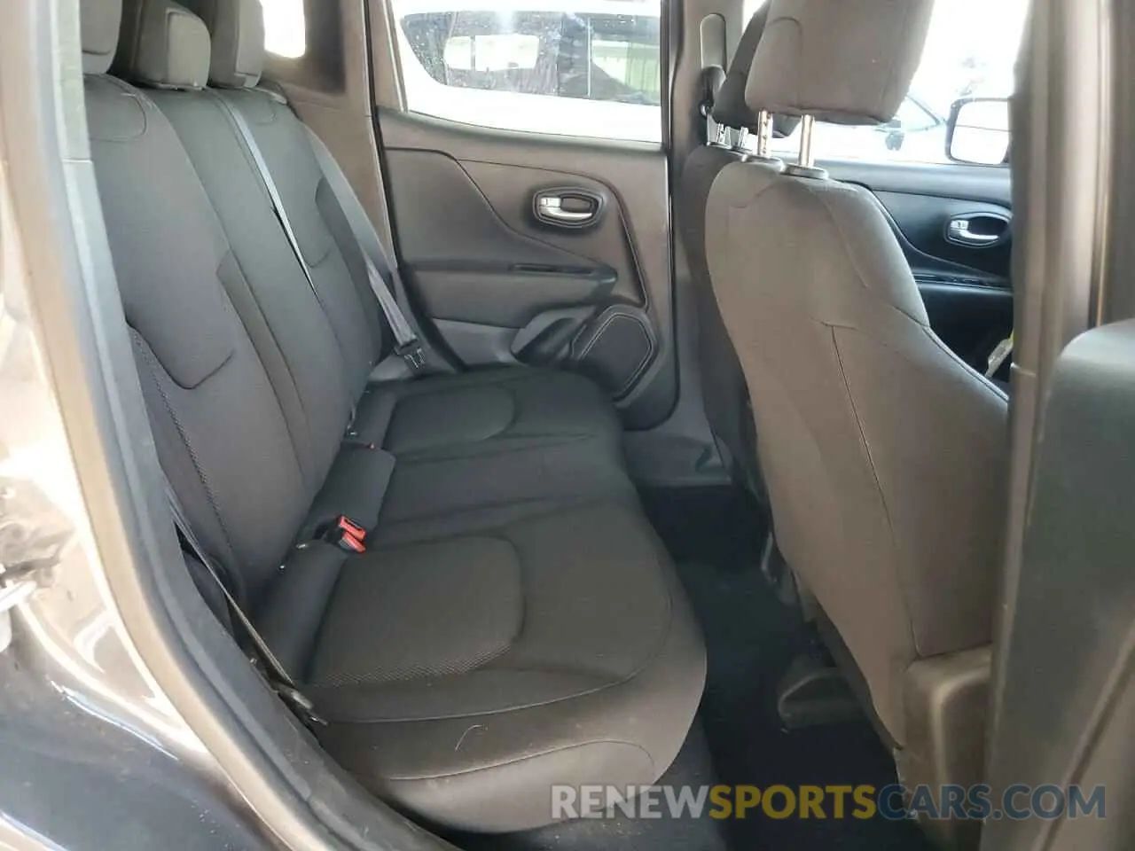 11 Photograph of a damaged car ZACNJDB17PPP20395 JEEP RENEGADE 2023