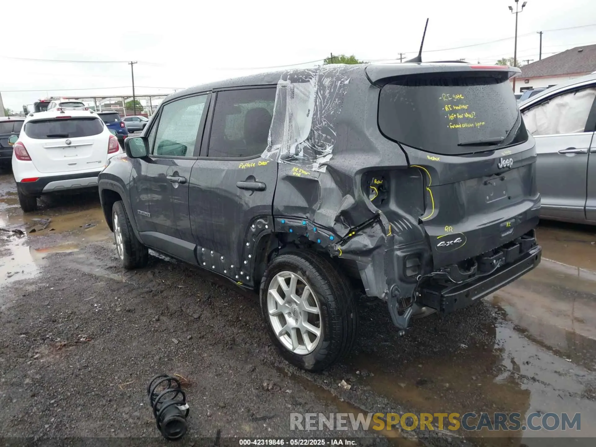 3 Photograph of a damaged car ZACNJDB18PPP62252 JEEP RENEGADE 2023
