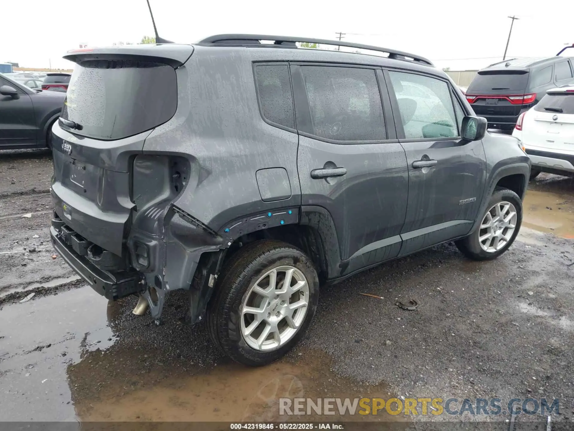 4 Photograph of a damaged car ZACNJDB18PPP62252 JEEP RENEGADE 2023
