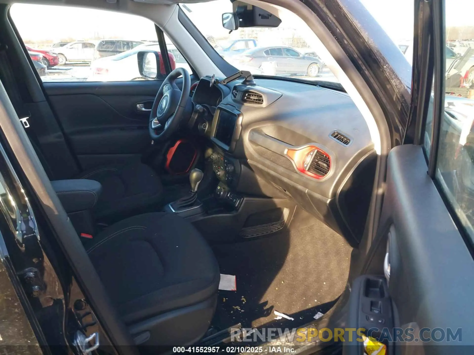 5 Photograph of a damaged car ZACNJDB19PPP34881 JEEP RENEGADE 2023