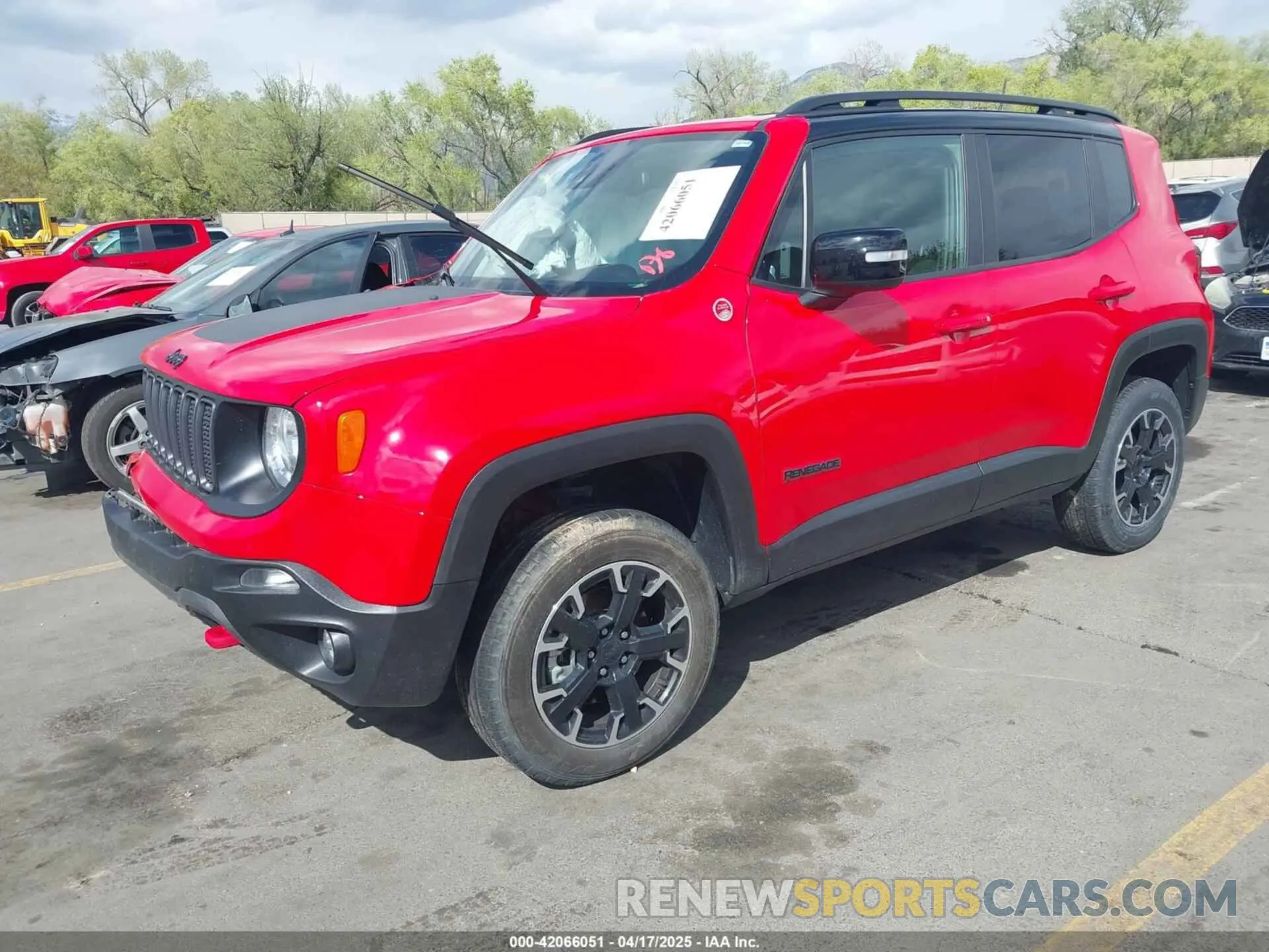 2 Photograph of a damaged car ZACNJDC11PPP15305 JEEP RENEGADE 2023