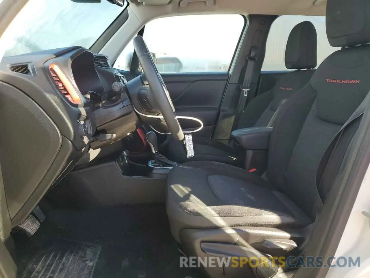 7 Фотография поврежденного автомобиля ZACNJDC12PPP65419 JEEP RENEGADE 2023