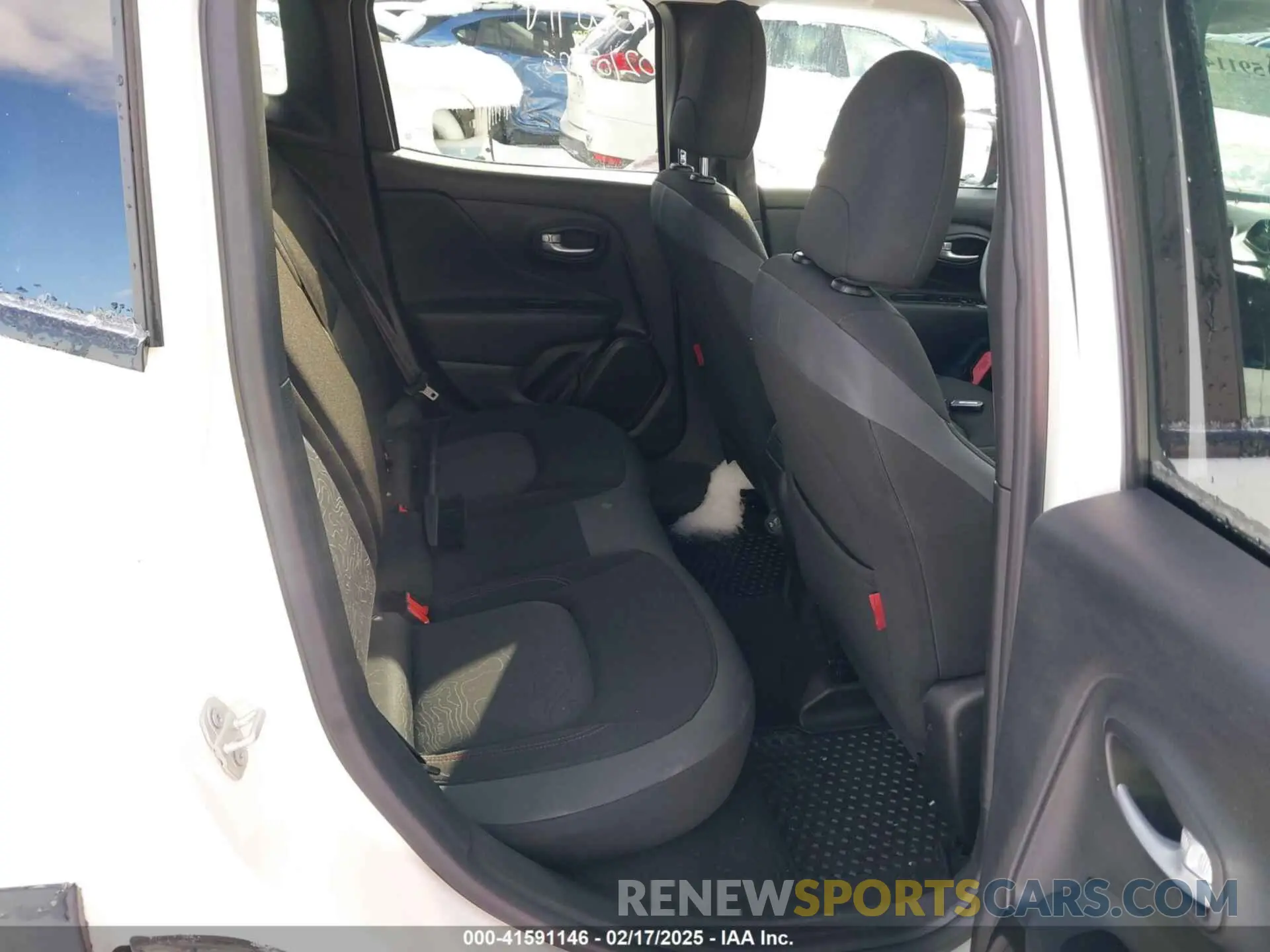 8 Photograph of a damaged car ZACNJDC12PPP72581 JEEP RENEGADE 2023