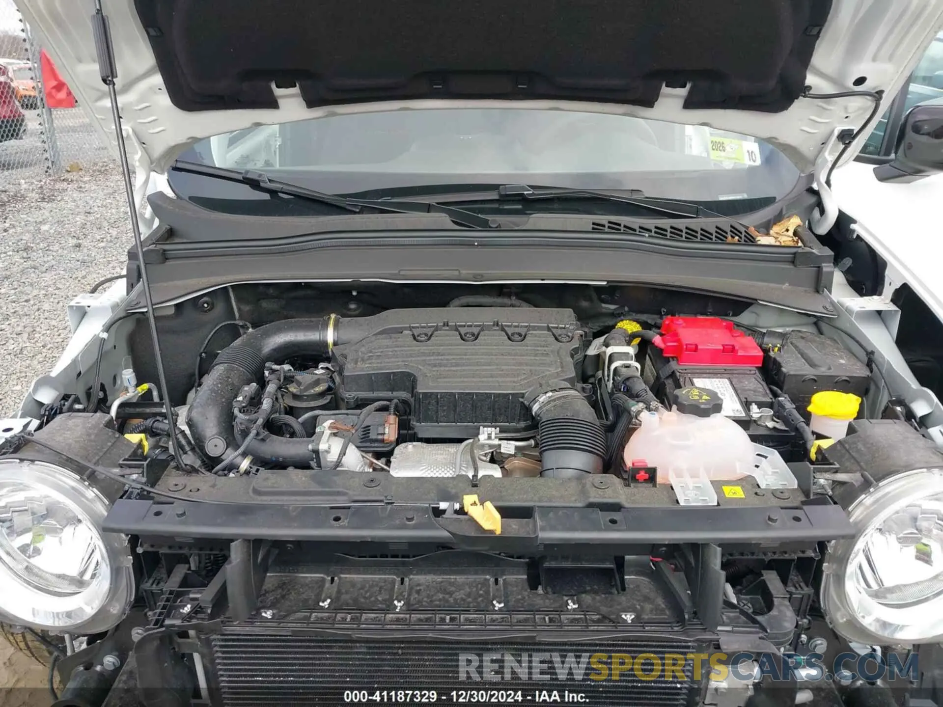 10 Photograph of a damaged car ZACNJDC13PPP73576 JEEP RENEGADE 2023