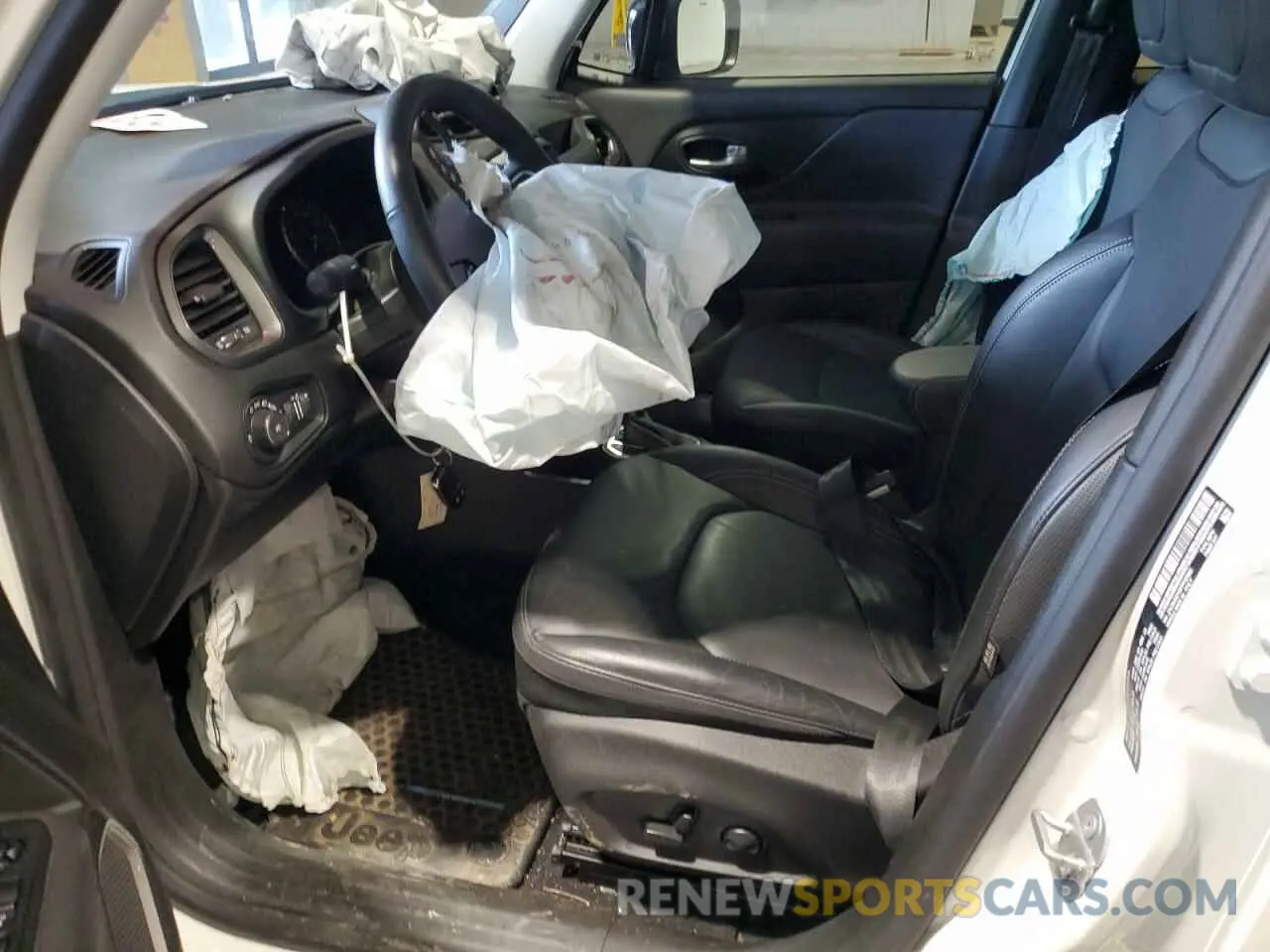 7 Photograph of a damaged car ZACNJDD1XPPP37625 JEEP RENEGADE 2023
