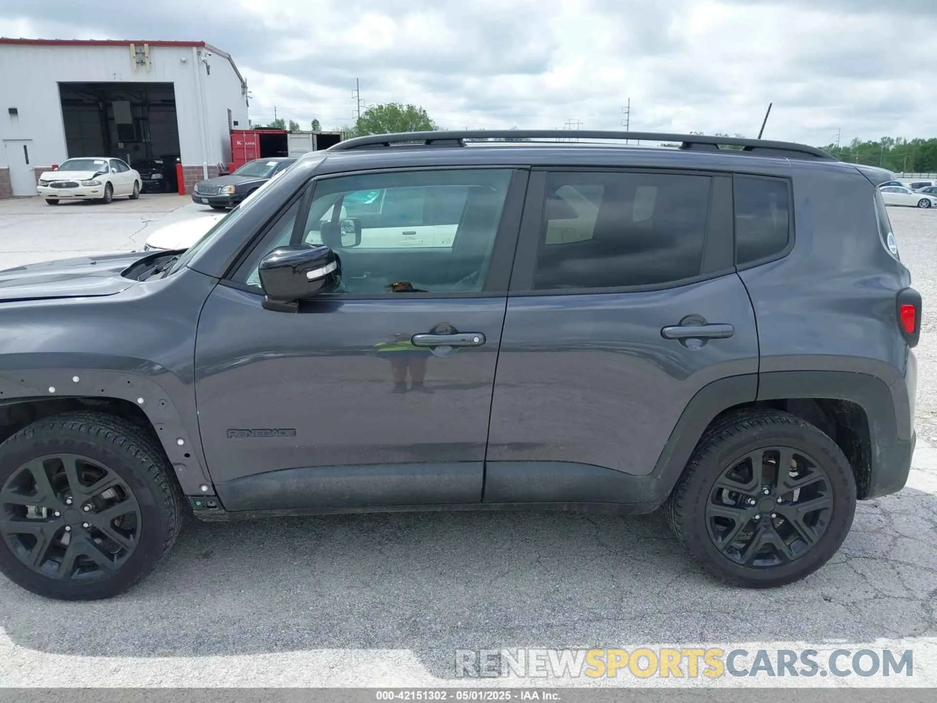 14 Photograph of a damaged car ZACNJDE14PPP10533 JEEP RENEGADE 2023