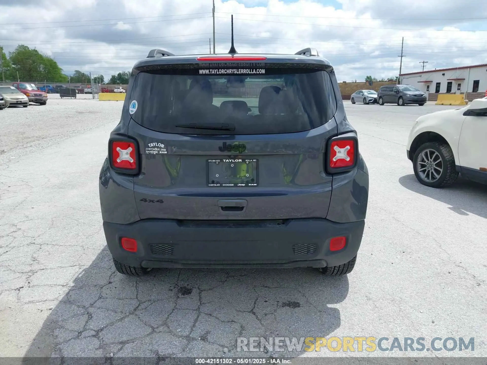 16 Photograph of a damaged car ZACNJDE14PPP10533 JEEP RENEGADE 2023
