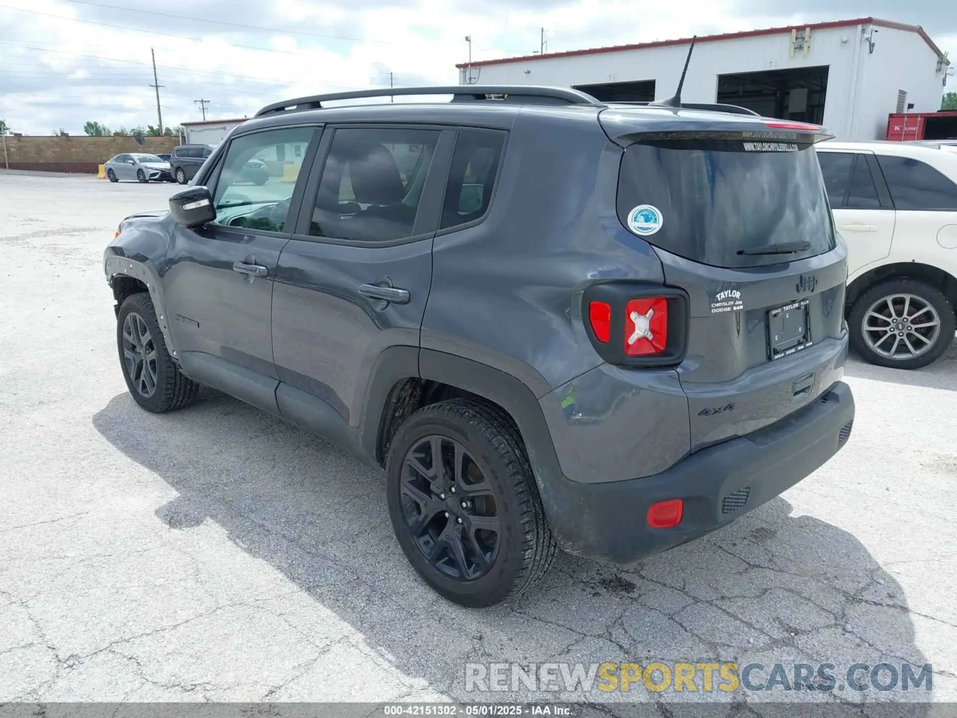 3 Photograph of a damaged car ZACNJDE14PPP10533 JEEP RENEGADE 2023