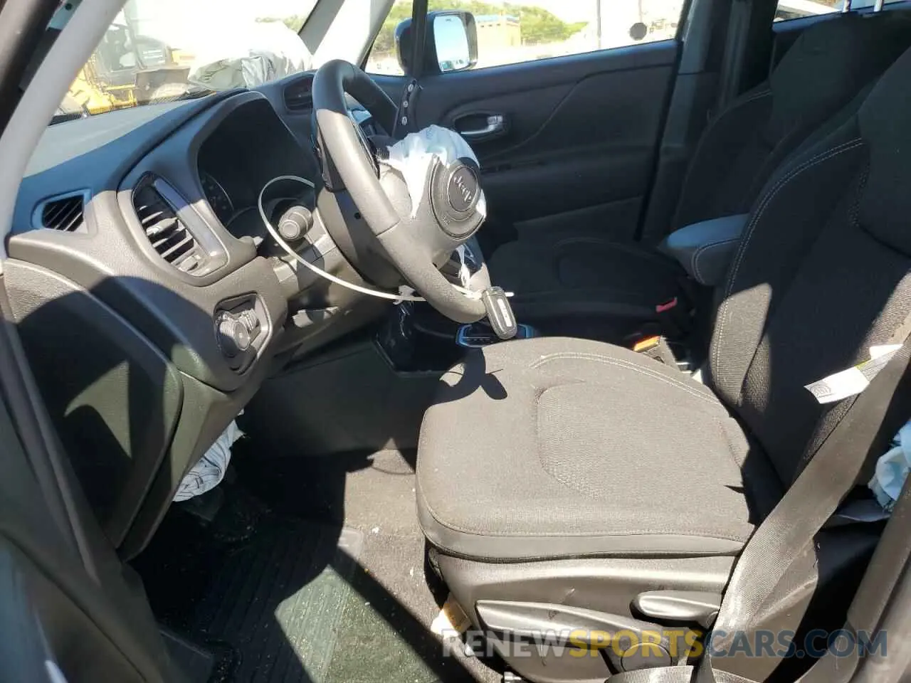 7 Photograph of a damaged car ZACNJDE17PPP31232 JEEP RENEGADE A 2023