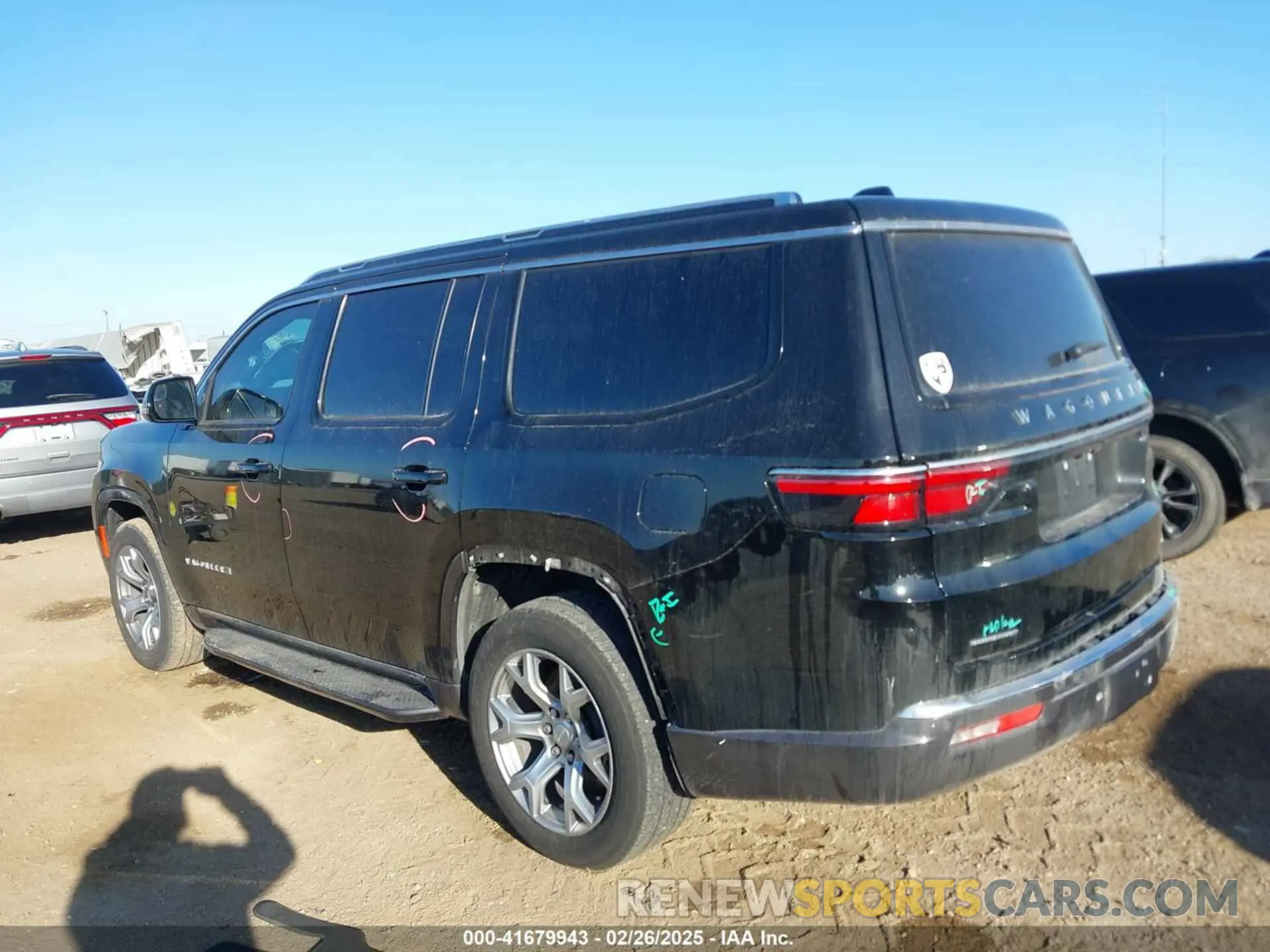15 Photograph of a damaged car 1C4SJVAT0NS206152 JEEP WAGONEER 2022