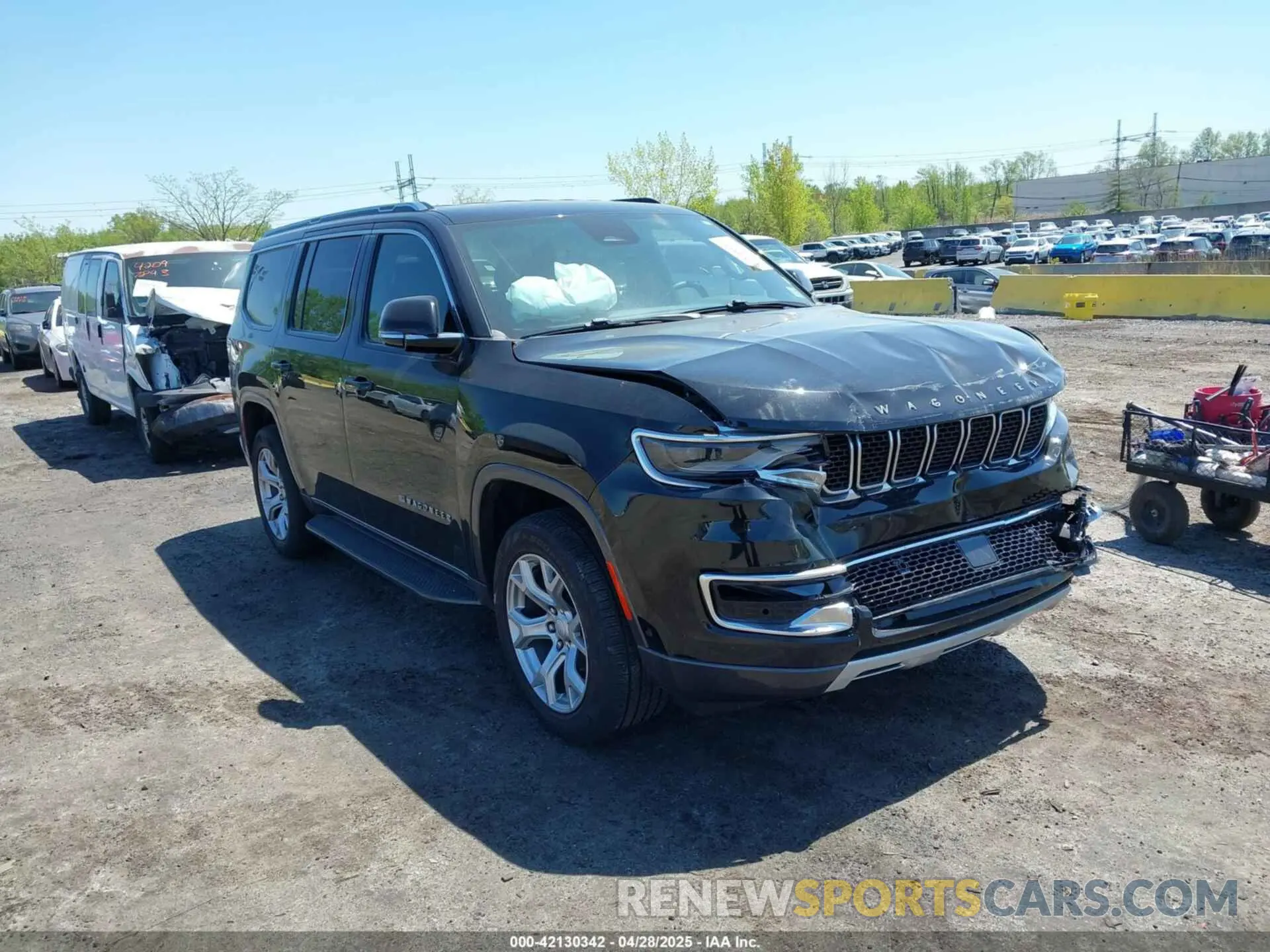 1 Фотография поврежденного автомобиля 1C4SJVBT4NS128926 JEEP WAGONEER 2022