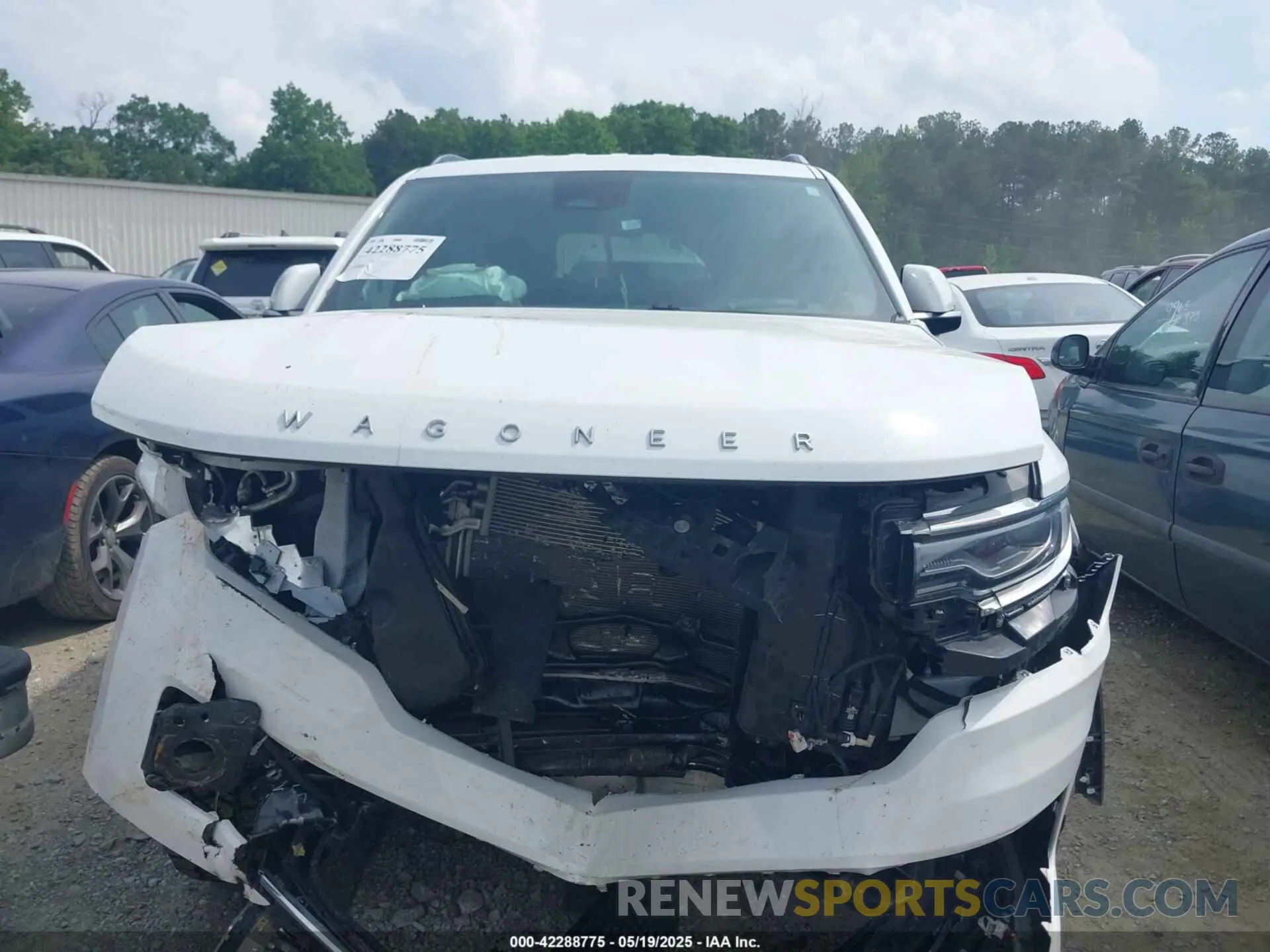 6 Photograph of a damaged car 1C4SJVDT0NS211461 JEEP WAGONEER 2022