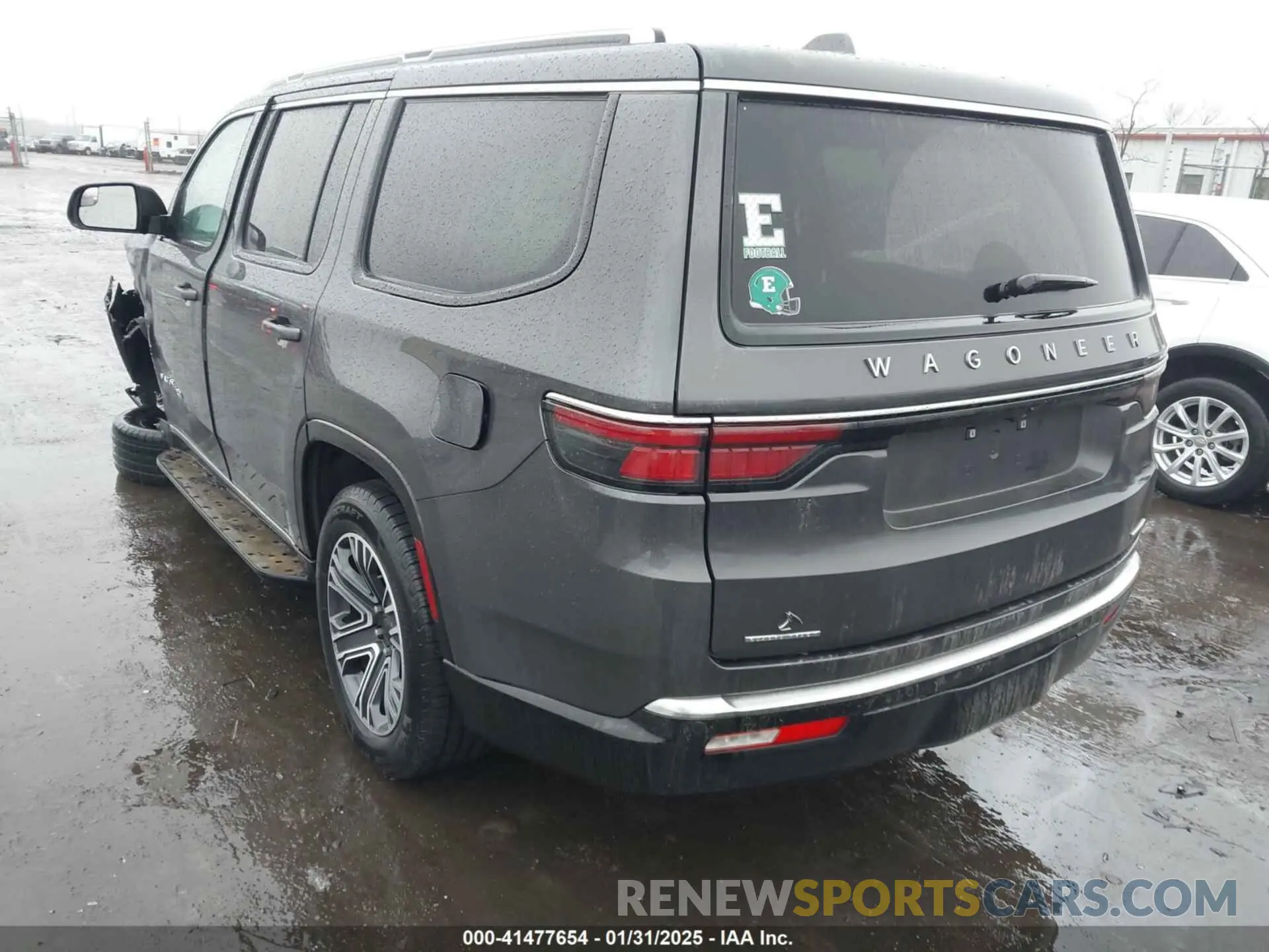 3 Photograph of a damaged car 1C4SJVDT3NS142233 JEEP WAGONEER 2022