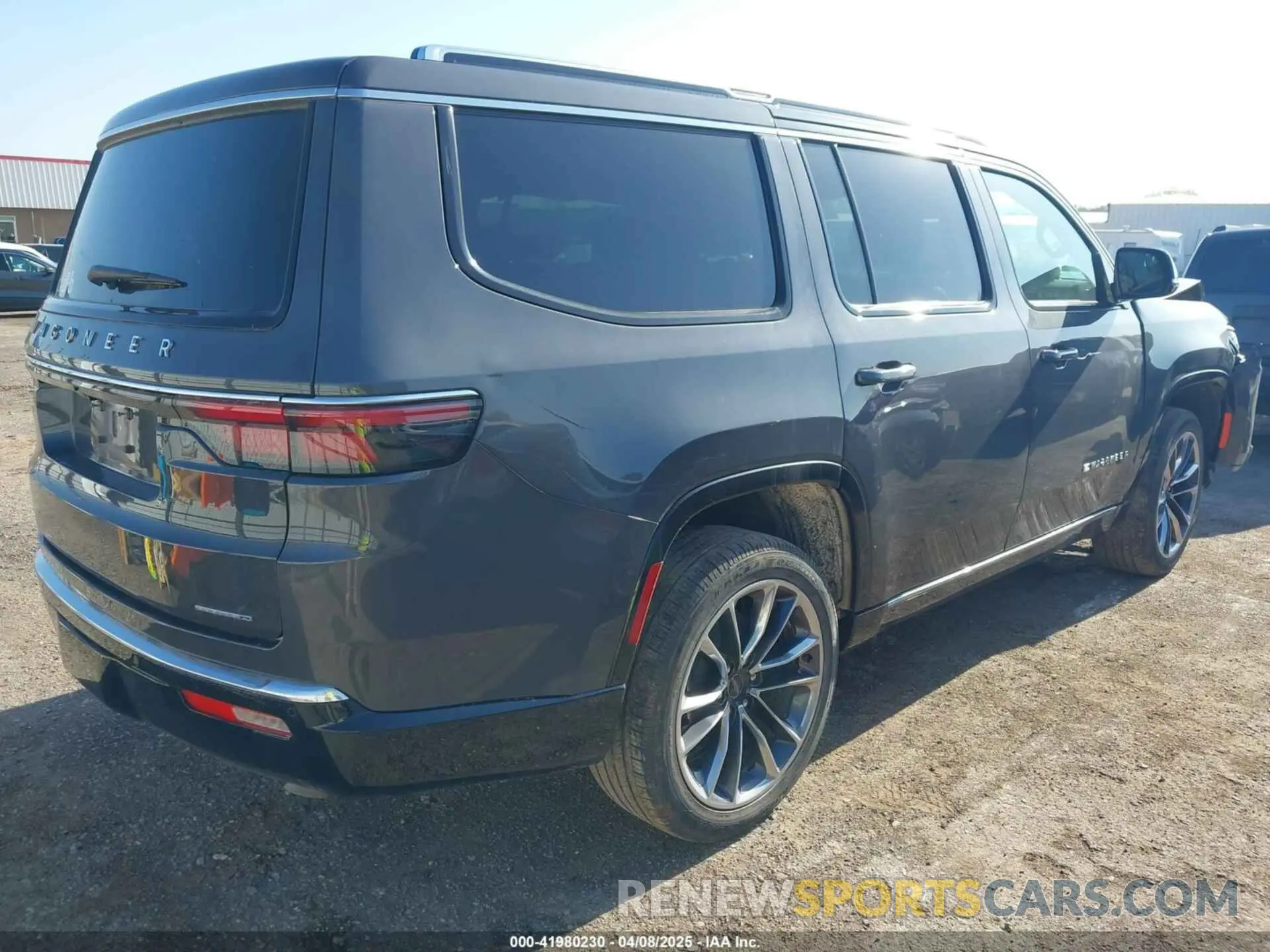 4 Photograph of a damaged car 1C4SJVDT5NS178893 JEEP WAGONEER 2022