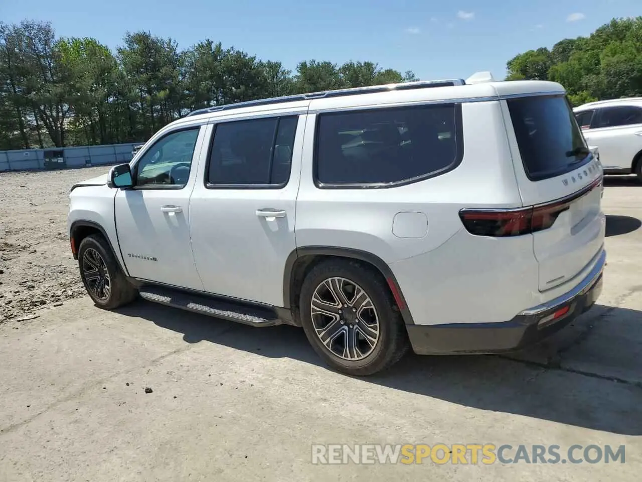 2 Photograph of a damaged car 1C4SJVDT6NS108092 JEEP WAGONEER 2022