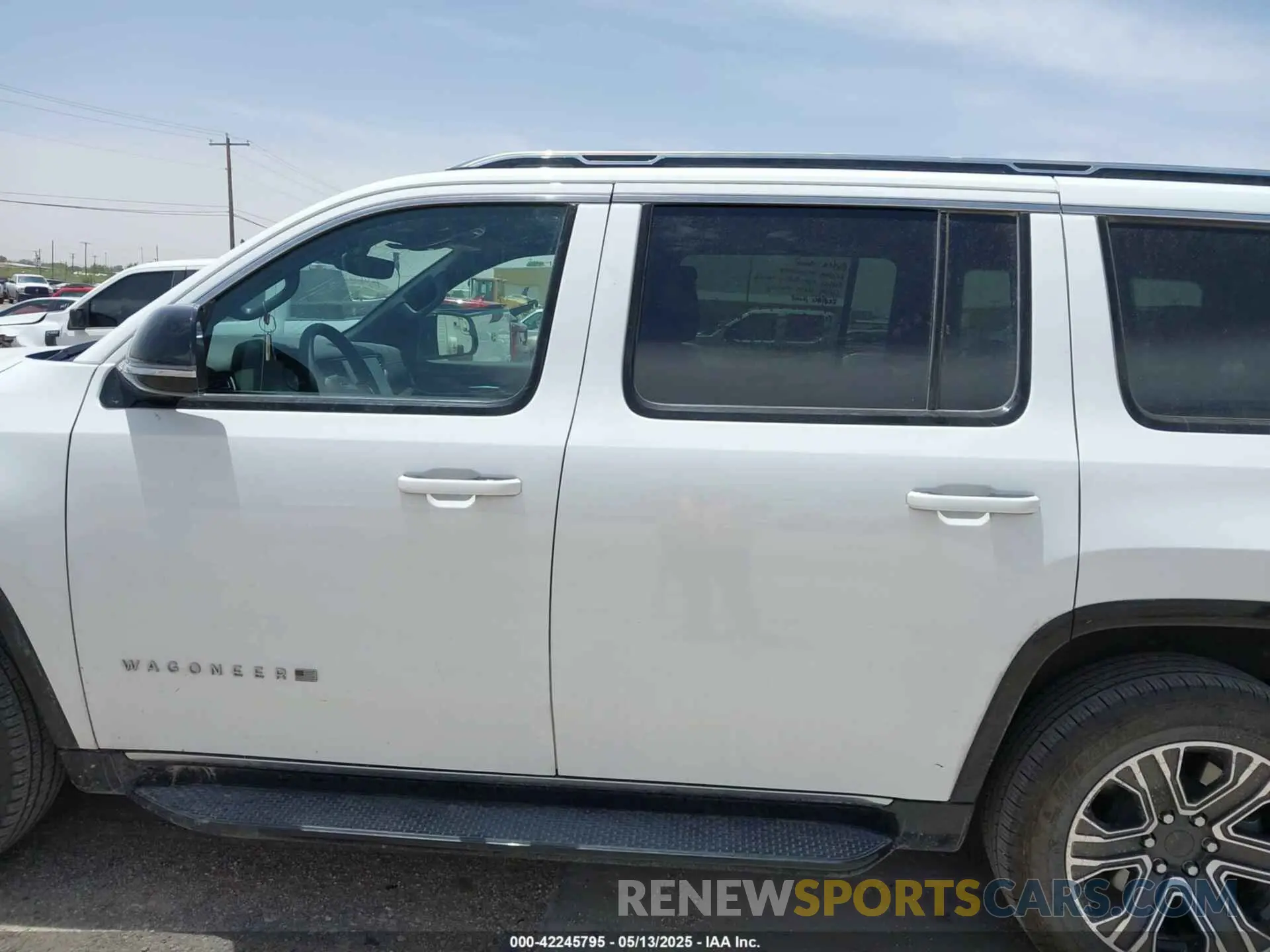15 Photograph of a damaged car 1C4SJUBP3RS169700 JEEP WAGONEER 2024