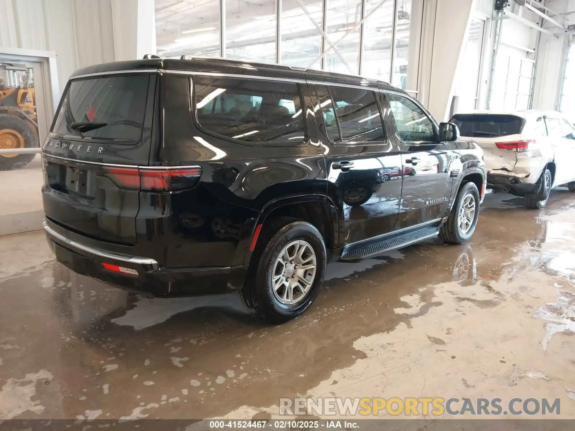 4 Photograph of a damaged car 1C4SJVAP8RS100704 JEEP WAGONEER 2024