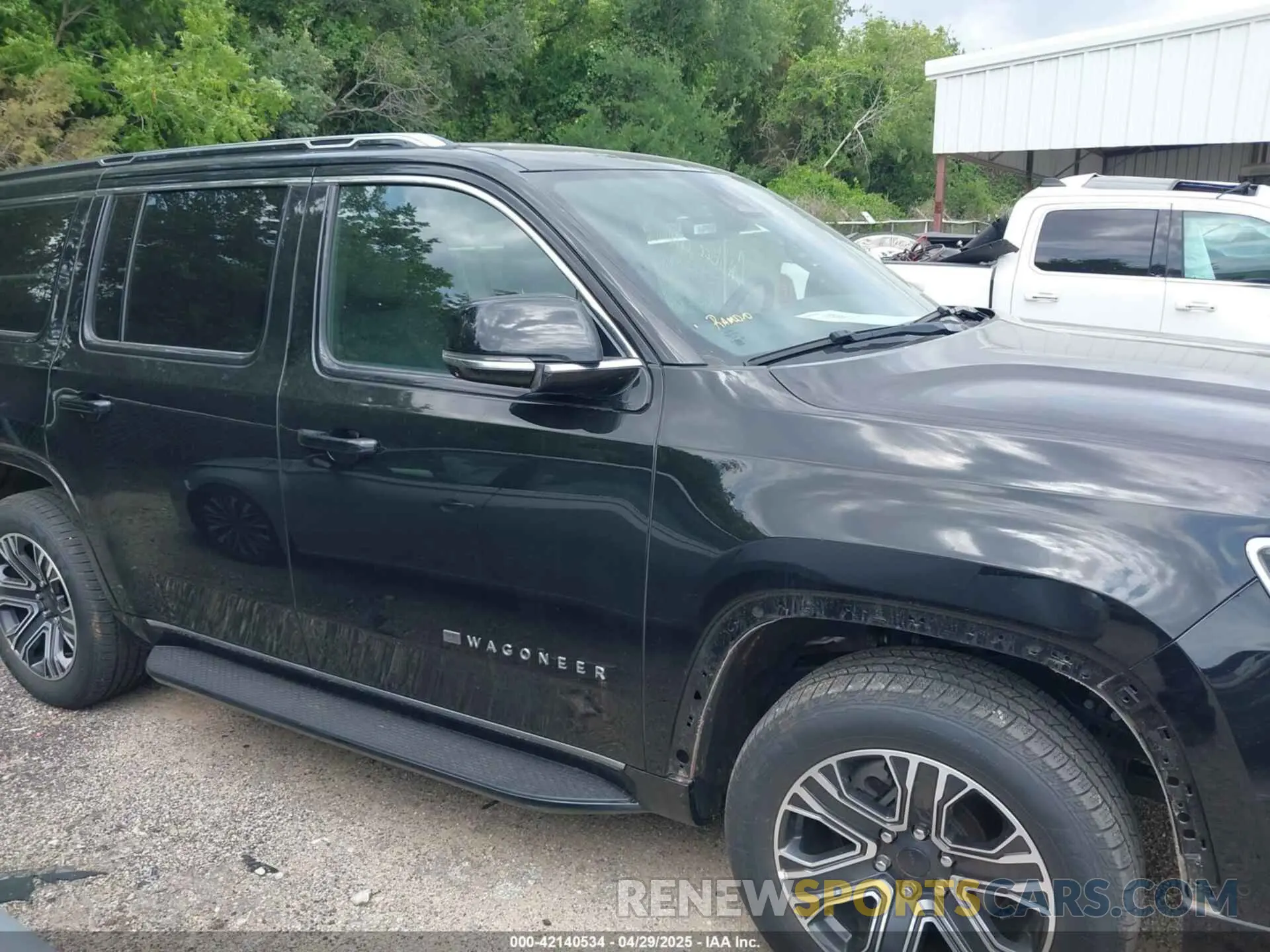 14 Photograph of a damaged car 1C4SJVBP9RS170999 JEEP WAGONEER 2024