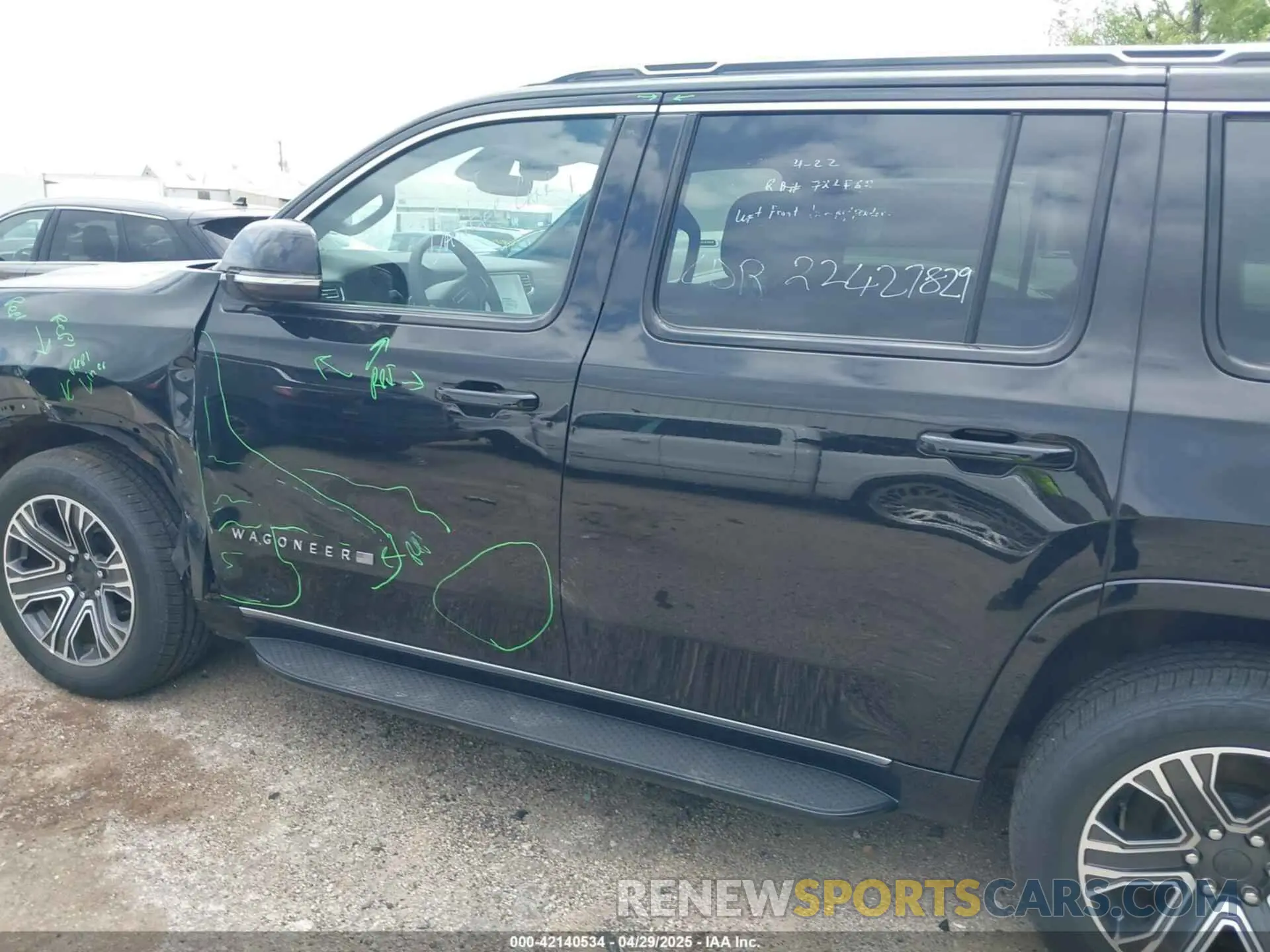 15 Photograph of a damaged car 1C4SJVBP9RS170999 JEEP WAGONEER 2024