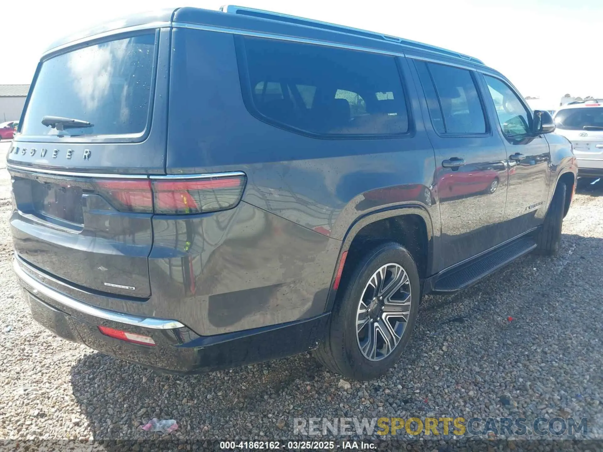 4 Photograph of a damaged car 1C4SJSBP8RS113952 JEEP WAGONEER L 2024