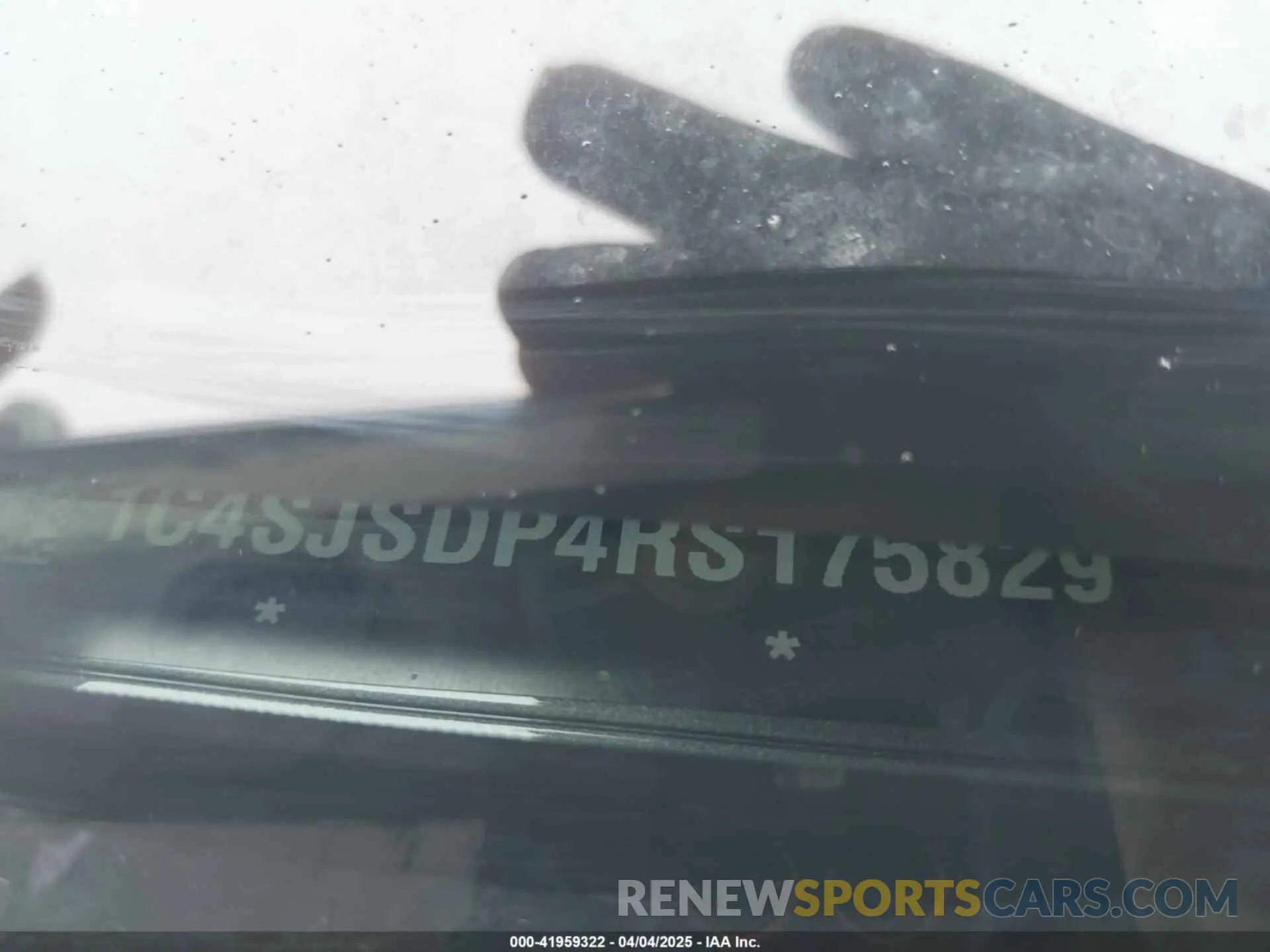 9 Photograph of a damaged car 1C4SJSDP4RS175829 JEEP WAGONEER L 2024