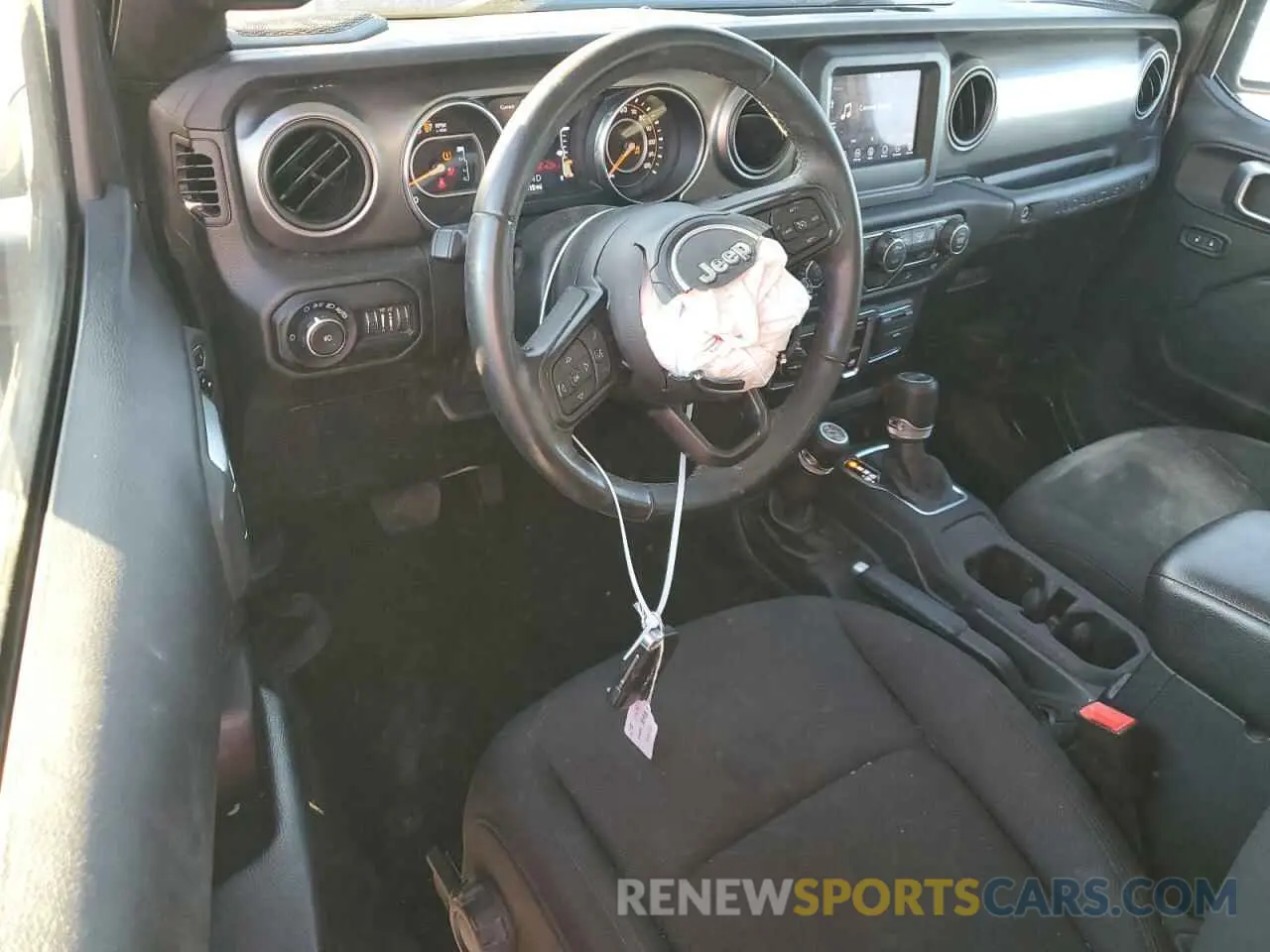 8 Photograph of a damaged car 1C4GJXAG3KW664311 JEEP WRANGLER 2019
