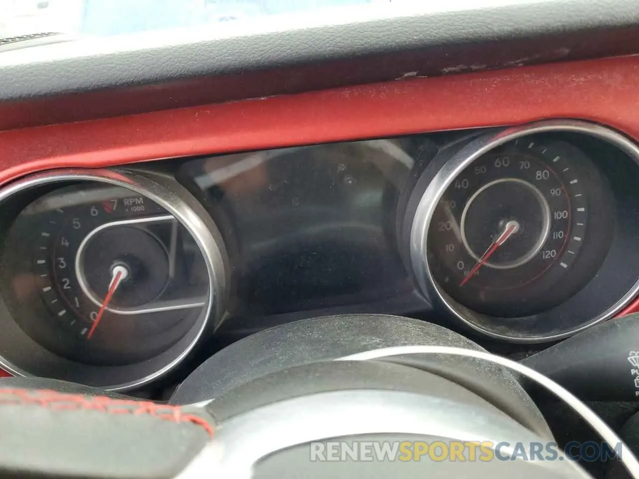 9 Photograph of a damaged car 1C4HJXCGXKW526427 JEEP WRANGLER 2019