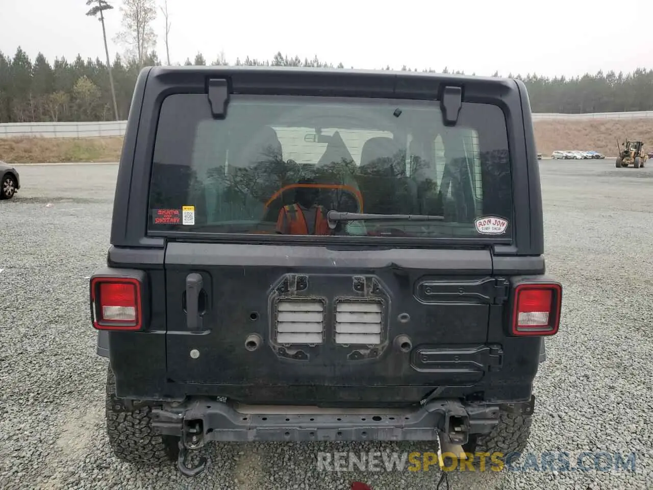 6 Photograph of a damaged car 1C4HJXDG0KW642380 JEEP WRANGLER 2019