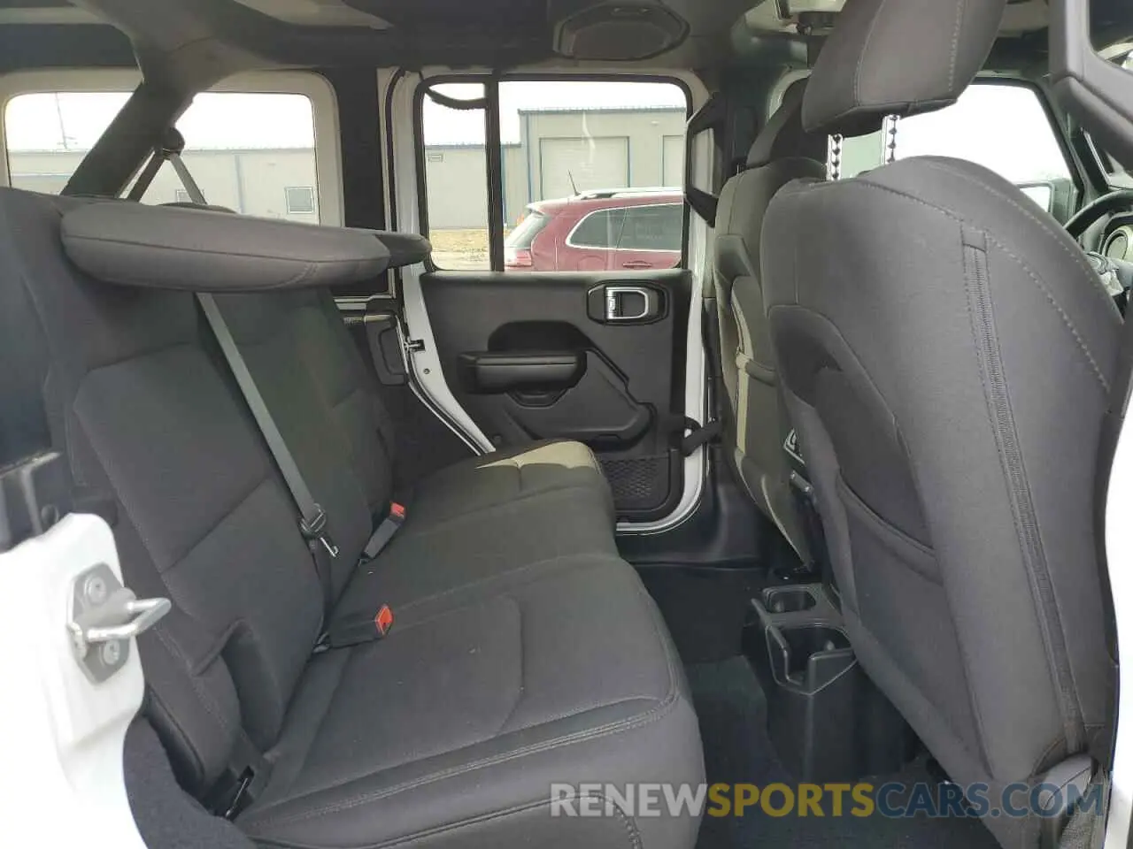 12 Photograph of a damaged car 1C4HJXDG4KW558398 JEEP WRANGLER 2019