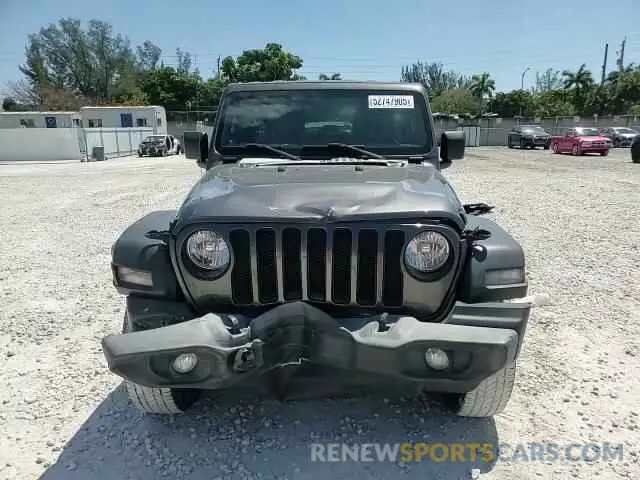 13 Photograph of a damaged car 1C4HJXDG6KW650404 JEEP WRANGLER 2019