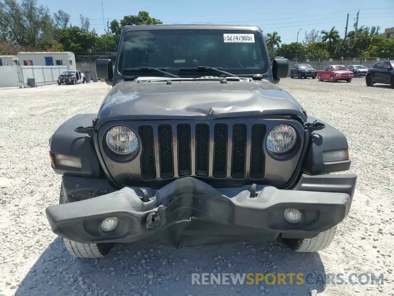 5 Photograph of a damaged car 1C4HJXDG6KW650404 JEEP WRANGLER 2019