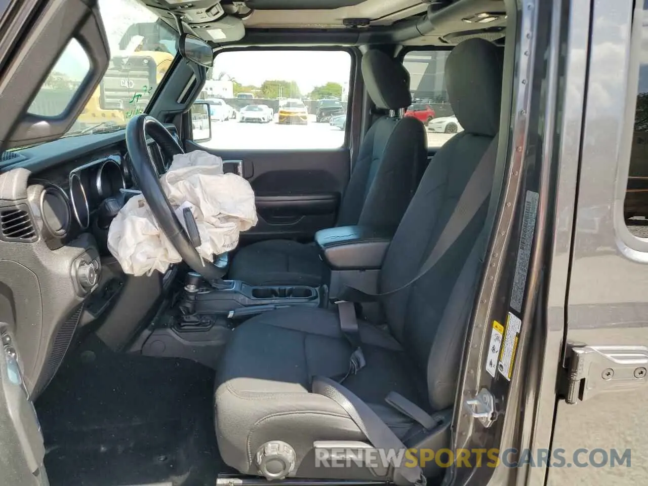 7 Photograph of a damaged car 1C4HJXDG6KW650404 JEEP WRANGLER 2019