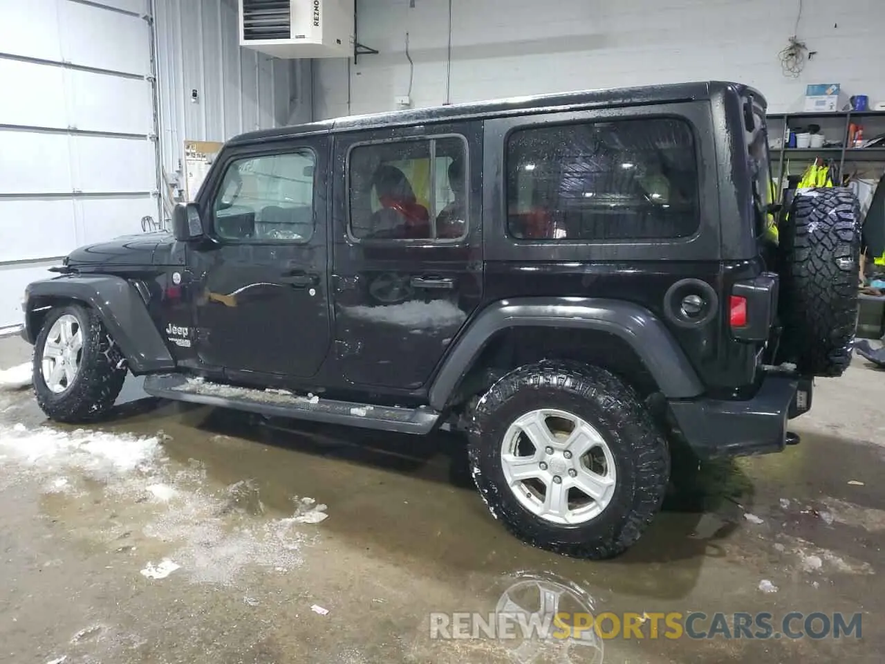 2 Photograph of a damaged car 1C4HJXDG7KW511592 JEEP WRANGLER 2019