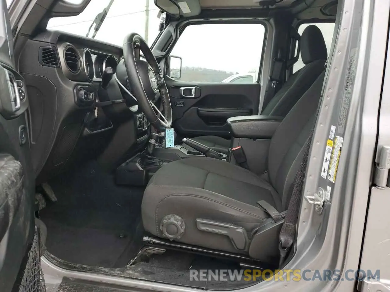 7 Photograph of a damaged car 1C4HJXDN6KW552956 JEEP WRANGLER 2019