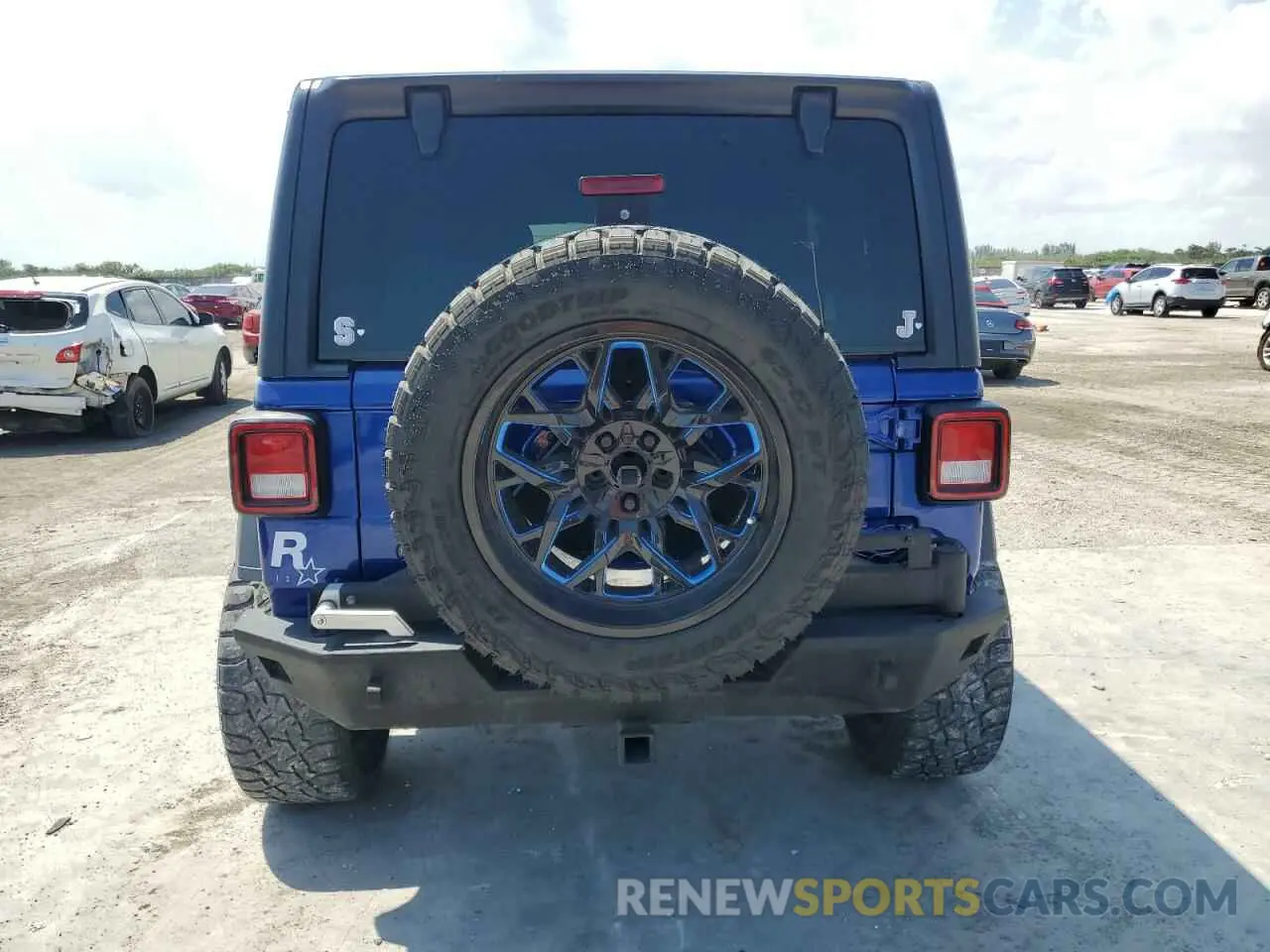 6 Photograph of a damaged car 1C4HJXDN7KW532960 JEEP WRANGLER 2019