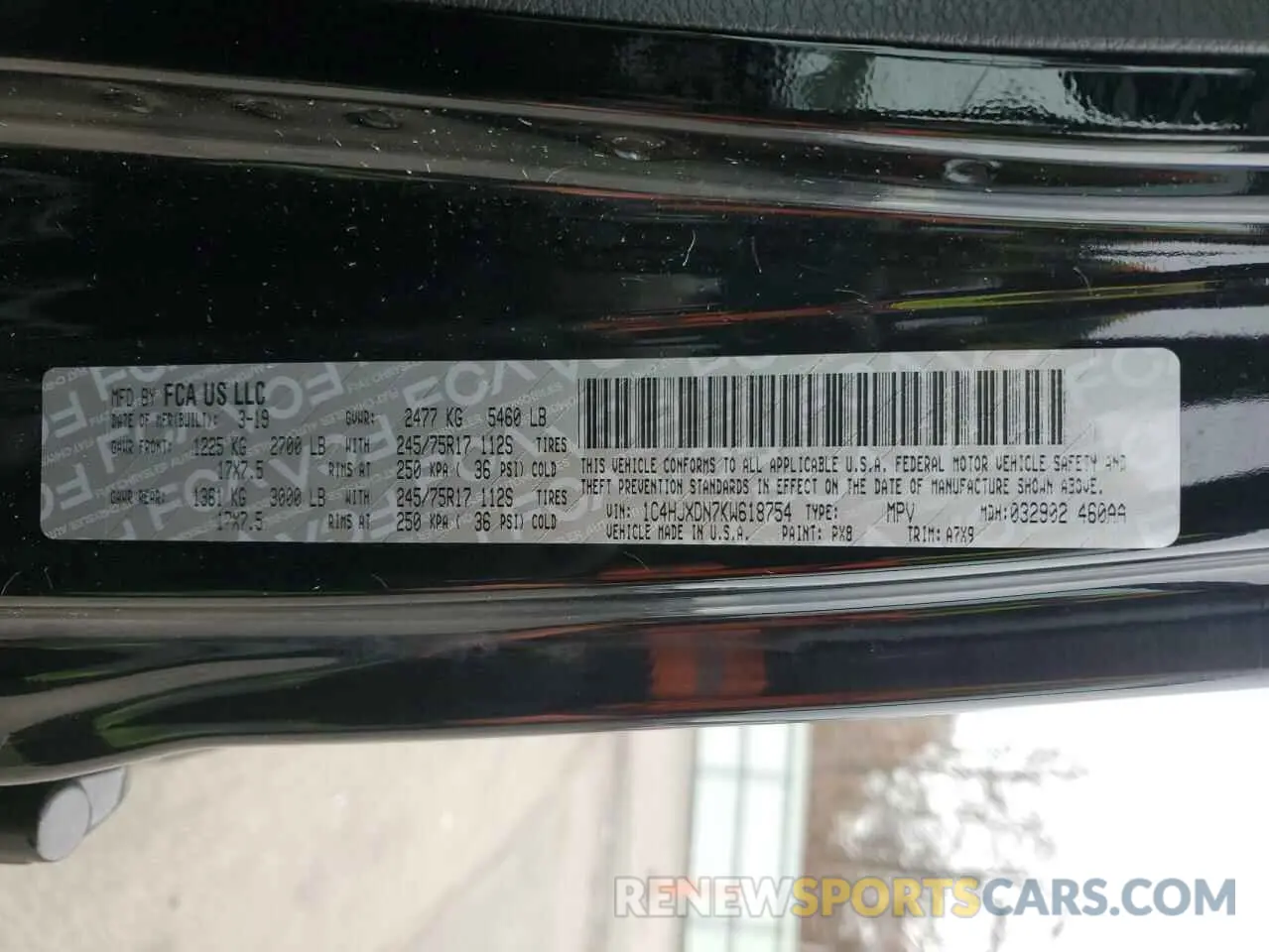 13 Photograph of a damaged car 1C4HJXDN7KW618754 JEEP WRANGLER 2019