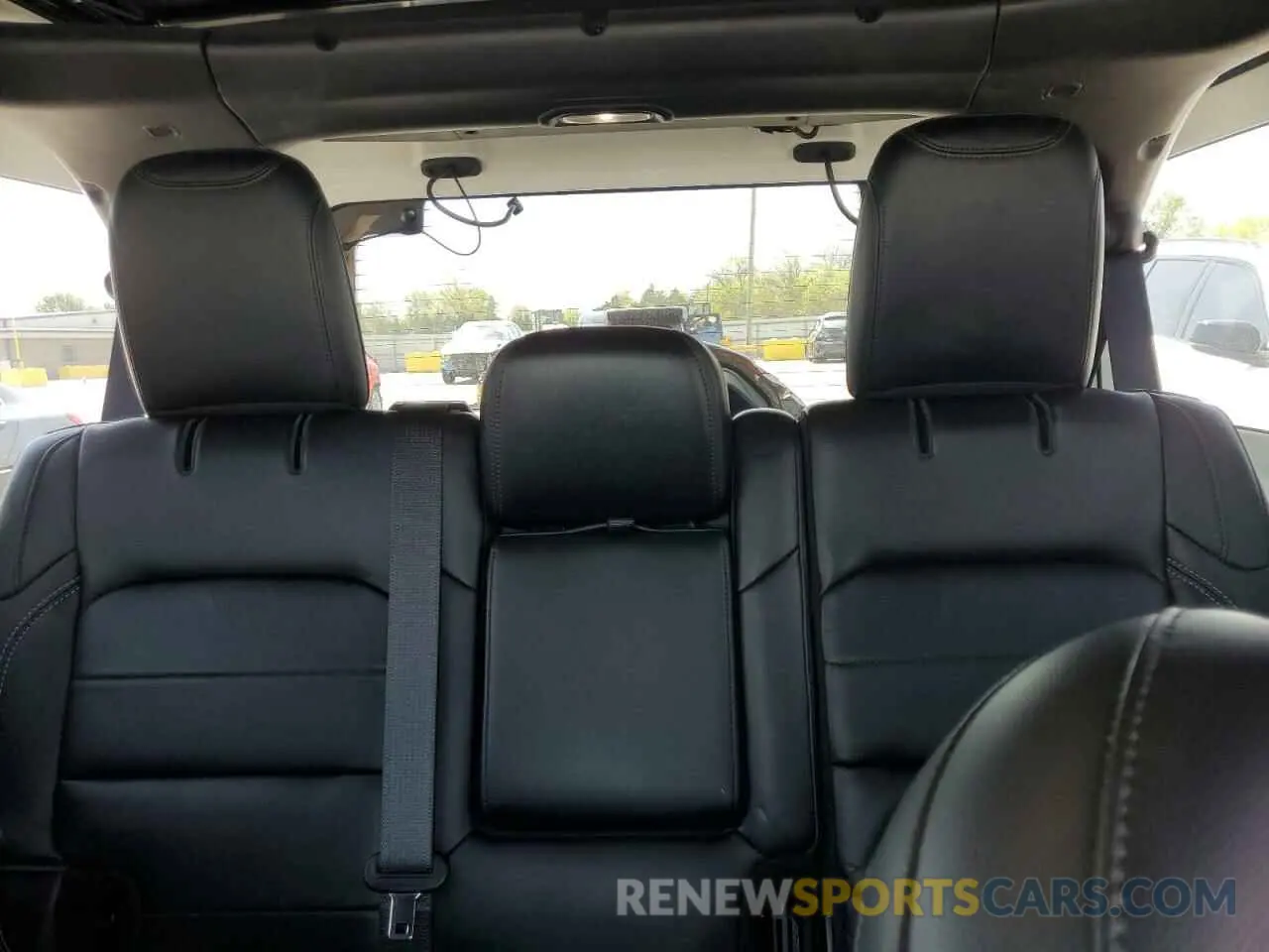 10 Photograph of a damaged car 1C4HJXEG4KW524525 JEEP WRANGLER 2019