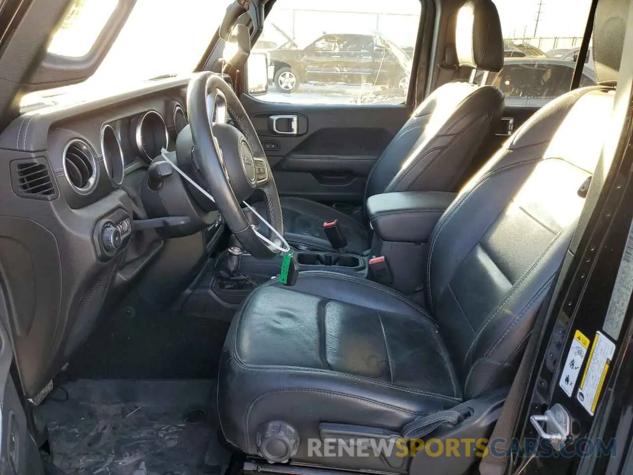 7 Photograph of a damaged car 1C4HJXEG5KW570347 JEEP WRANGLER 2019