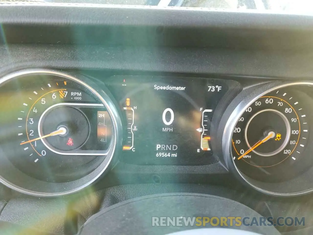 9 Photograph of a damaged car 1C4HJXEG5KW570347 JEEP WRANGLER 2019