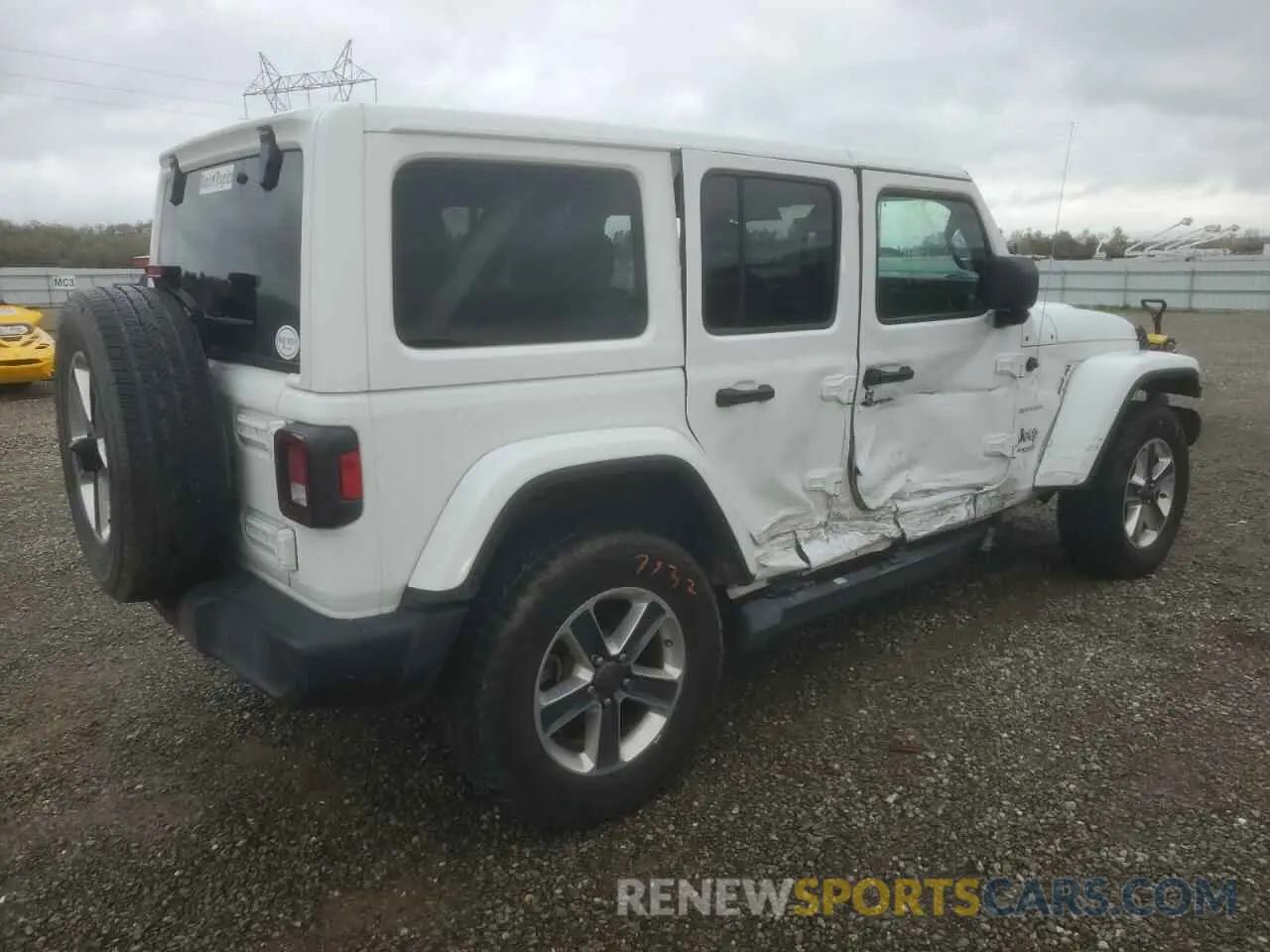 3 Photograph of a damaged car 1C4HJXEG5KW600639 JEEP WRANGLER 2019