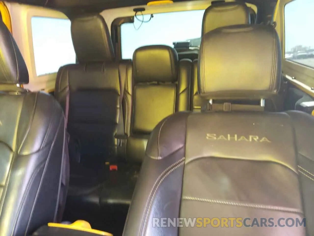 10 Photograph of a damaged car 1C4HJXEN9KW507069 JEEP WRANGLER 2019
