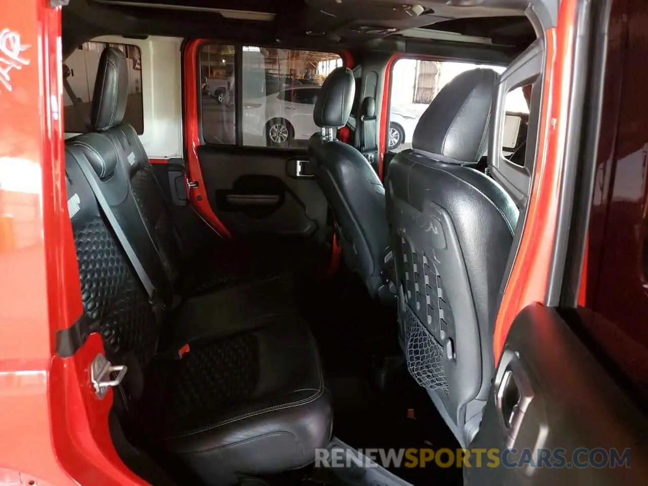 11 Photograph of a damaged car 1C4HJXFG2KW626761 JEEP WRANGLER 2019